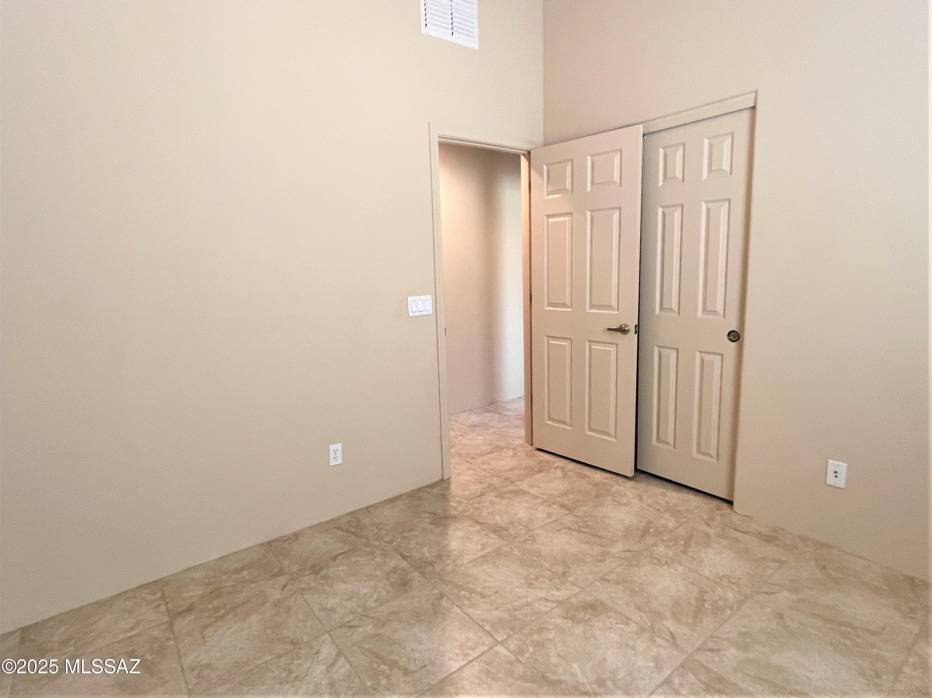 Civano 1 (166-527) - Residential Lease