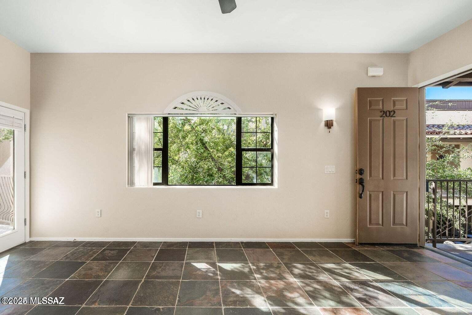 2010 E River Road 202