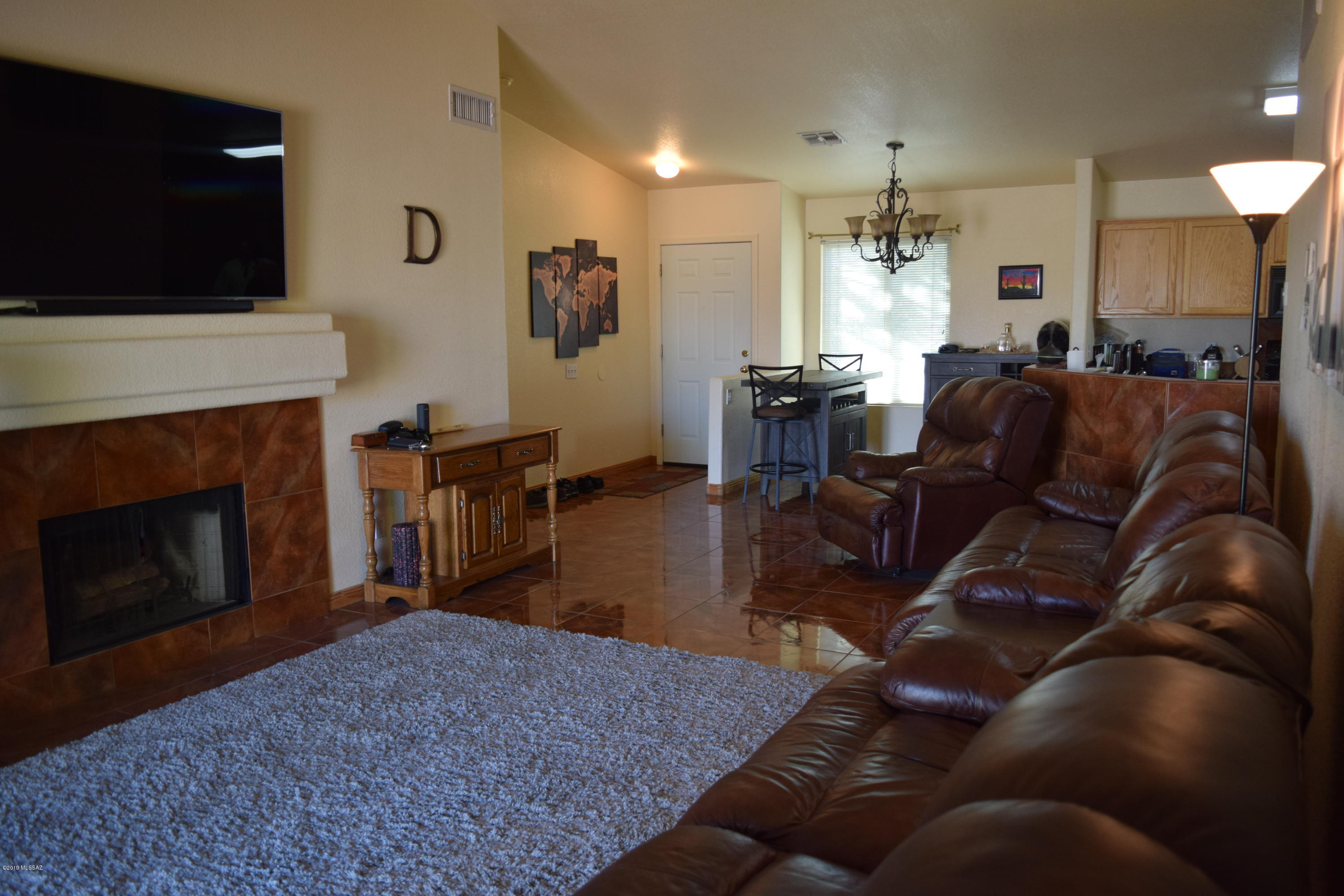 Silver Moon (1-101) - Residential
