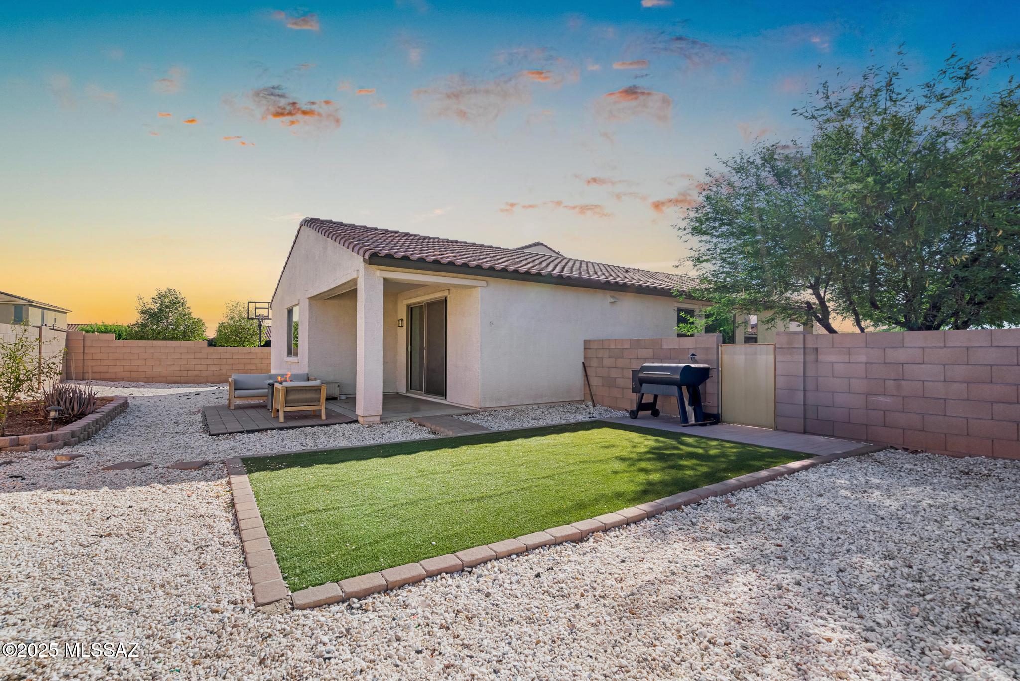 7161 S Paseo Monte Verde