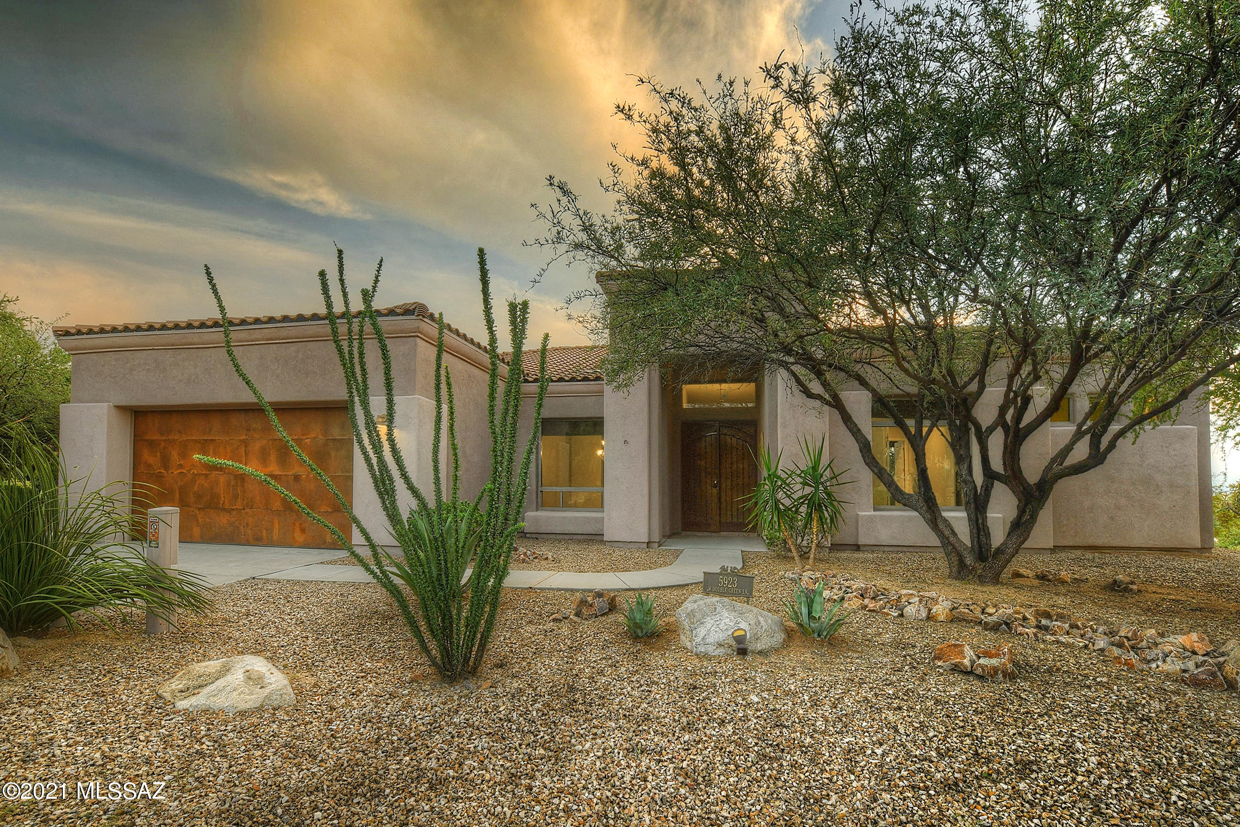 Dos Lagos at Dove Mountain (1-91) - Residential