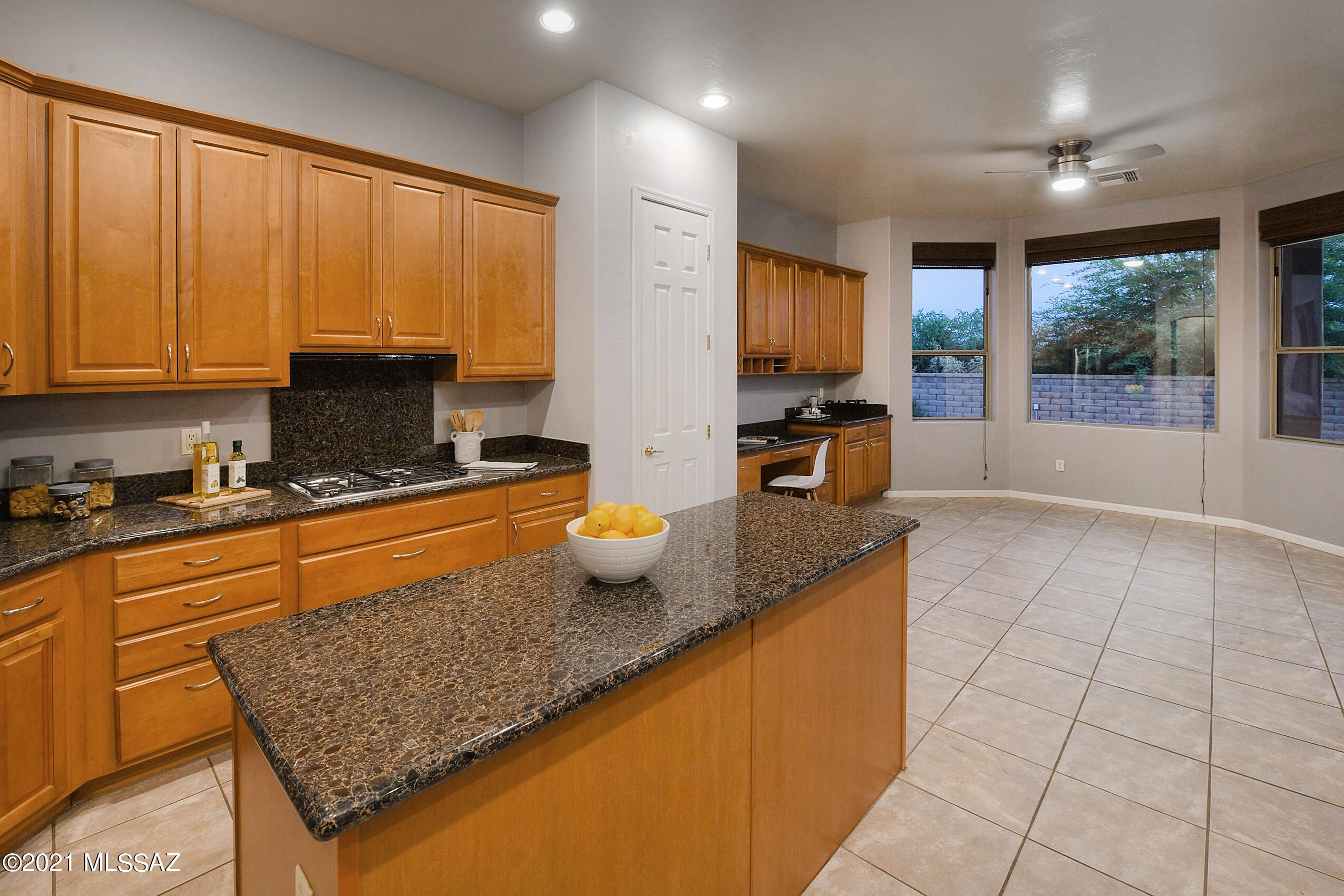 Dos Lagos at Dove Mountain (1-91) - Residential