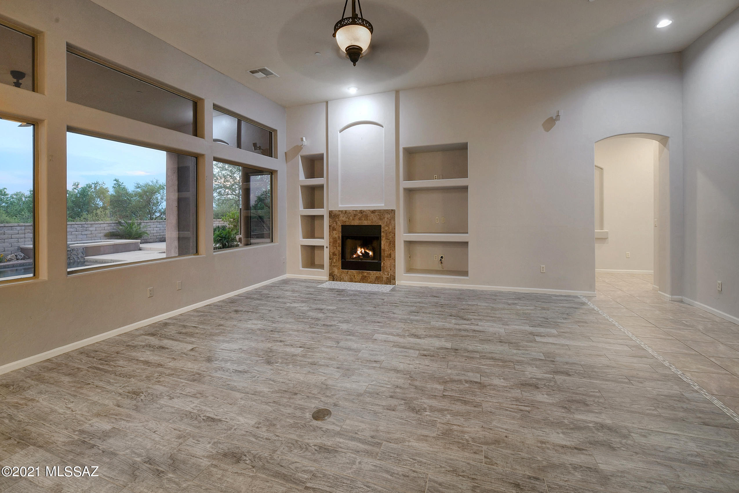 Dos Lagos at Dove Mountain (1-91) - Residential