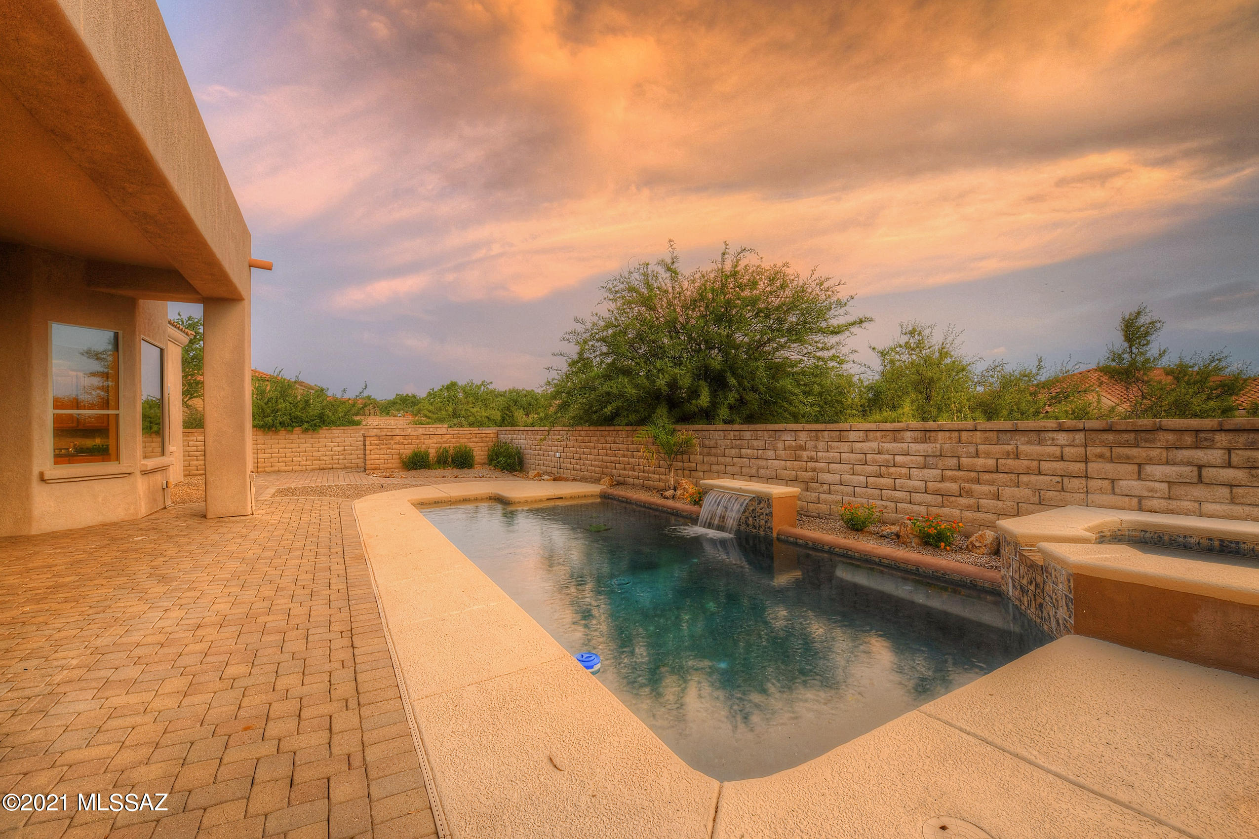 Dos Lagos at Dove Mountain (1-91) - Residential