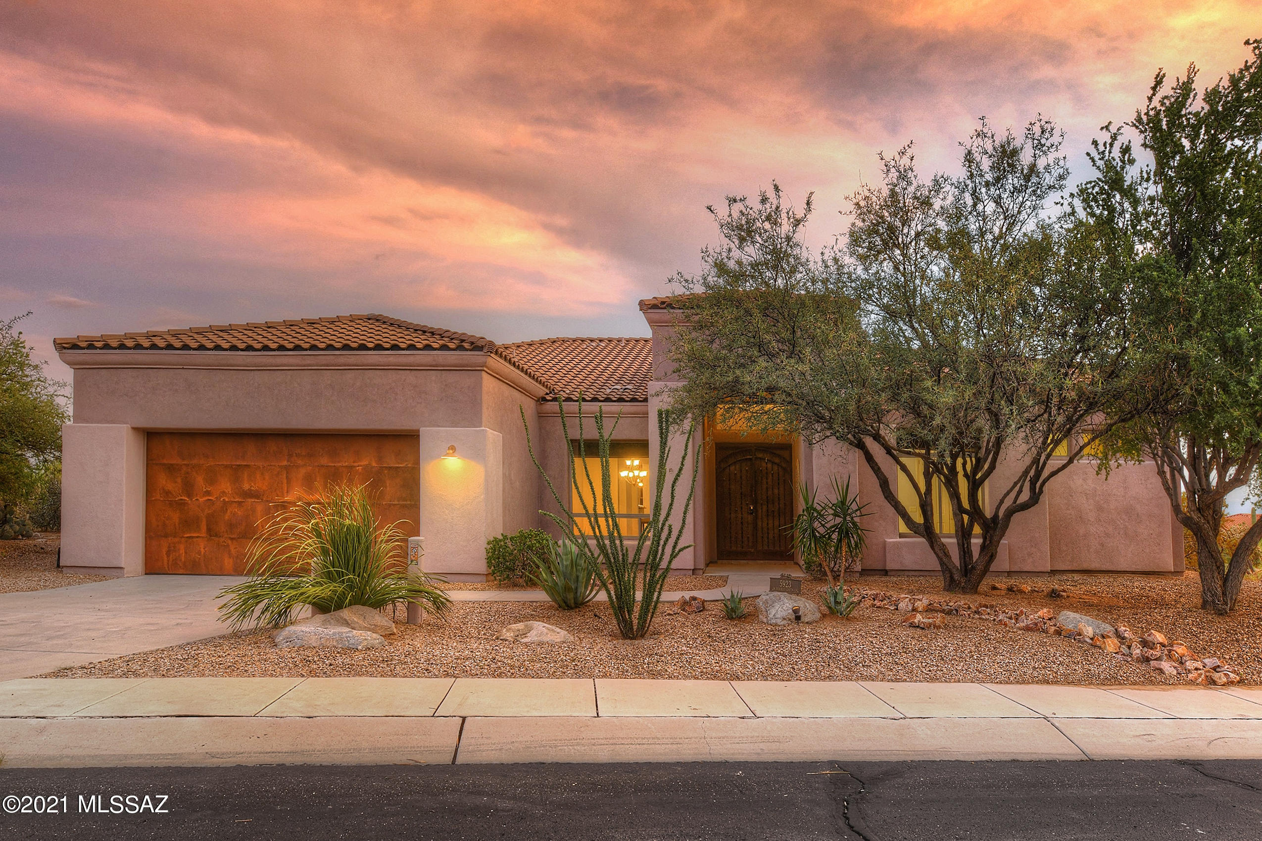Dos Lagos at Dove Mountain (1-91) - Residential