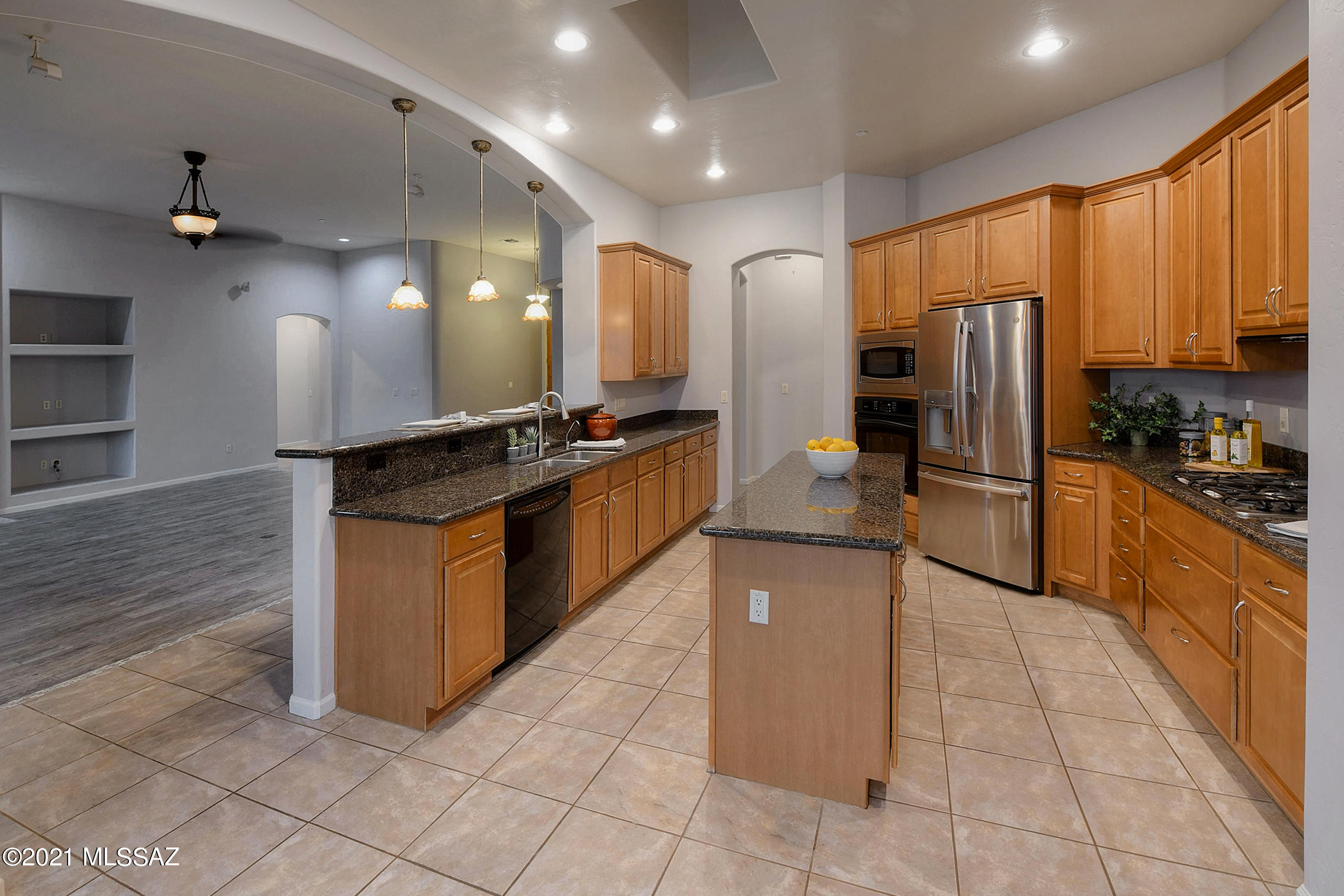 Dos Lagos at Dove Mountain (1-91) - Residential