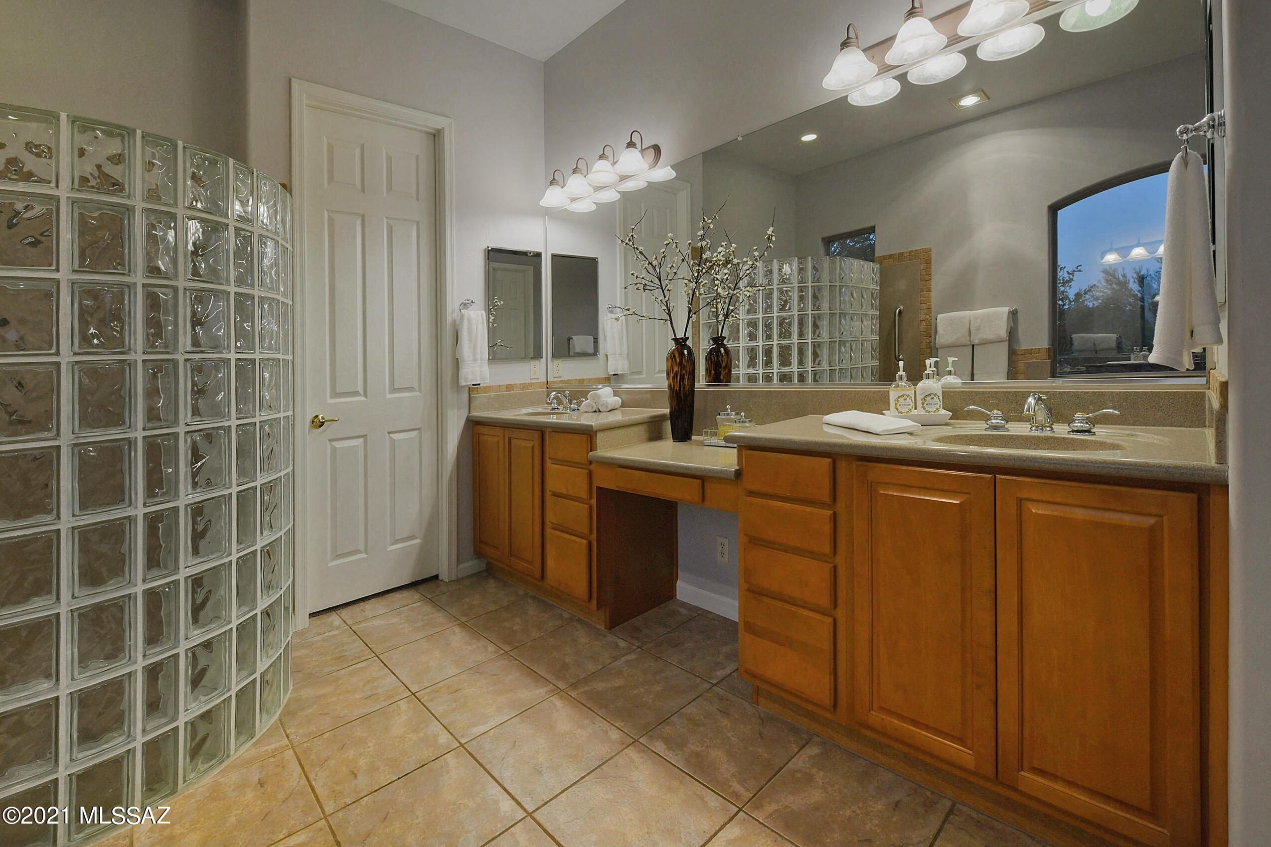 Dos Lagos at Dove Mountain (1-91) - Residential