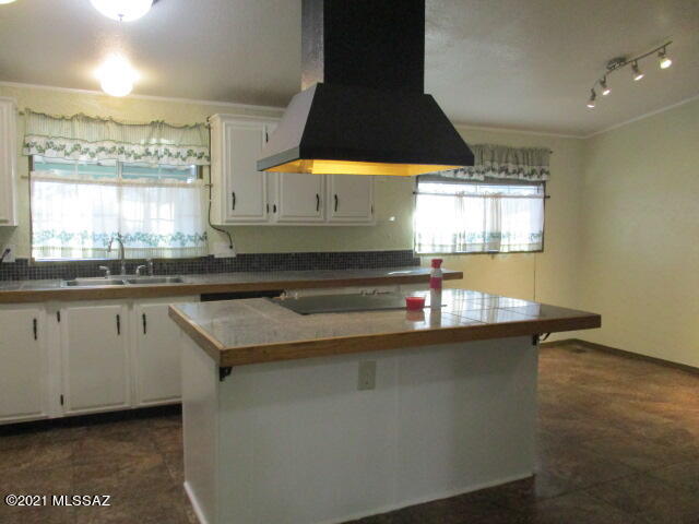 Unsubdivided - Residential