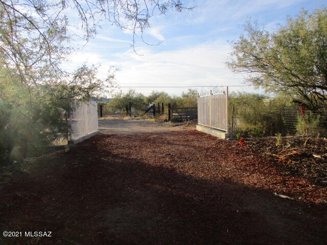 Unsubdivided - Residential