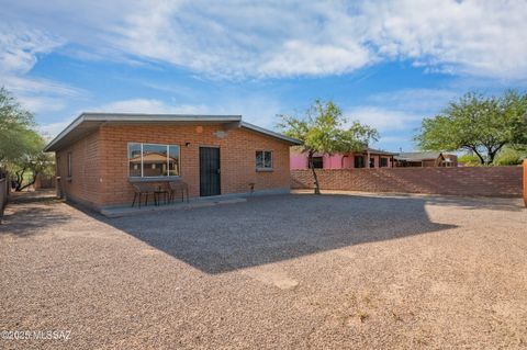 1136 S 7th Avenue Tucson AZ 85701