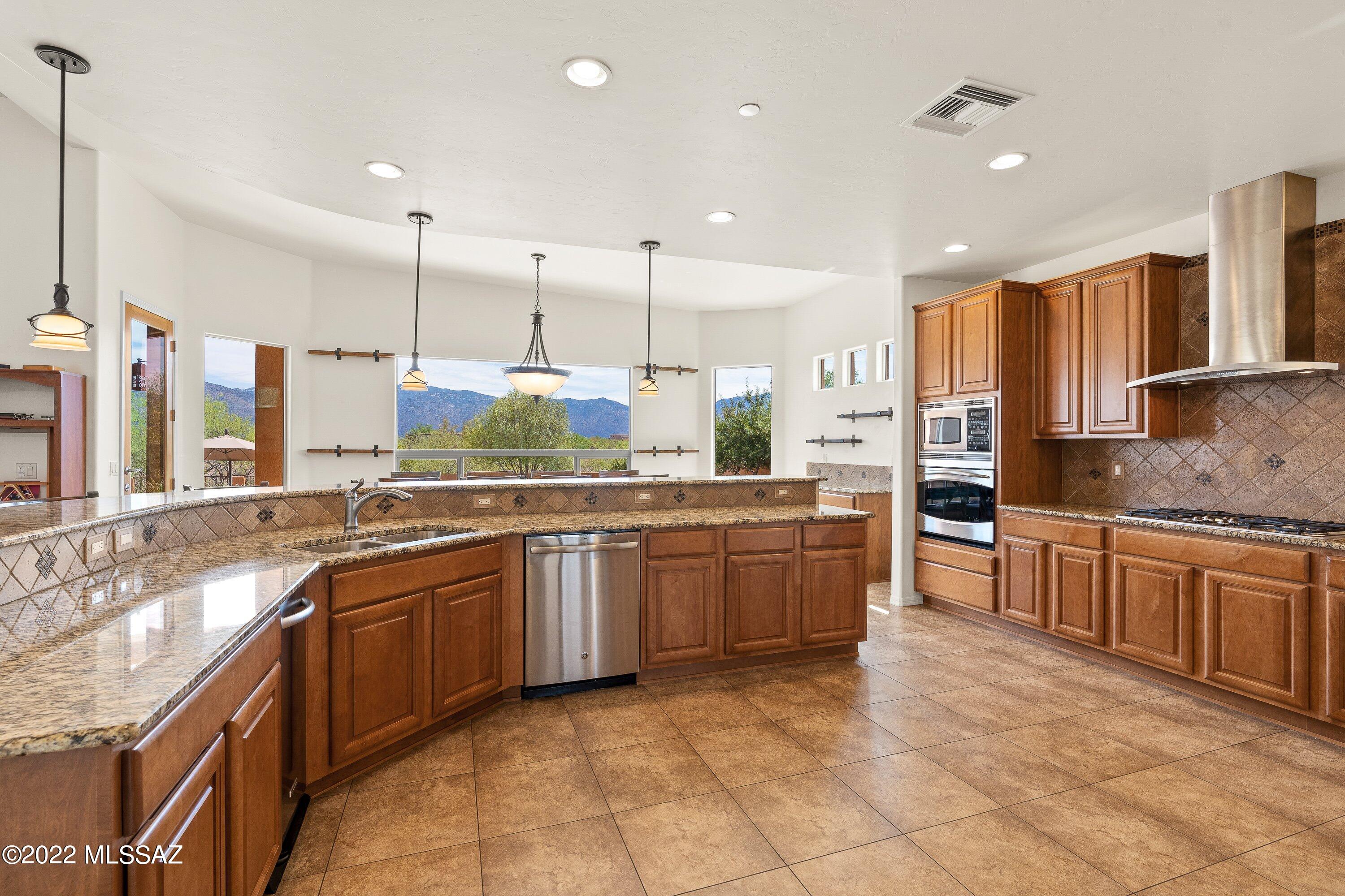 Coyote Creek (1-395) - Residential