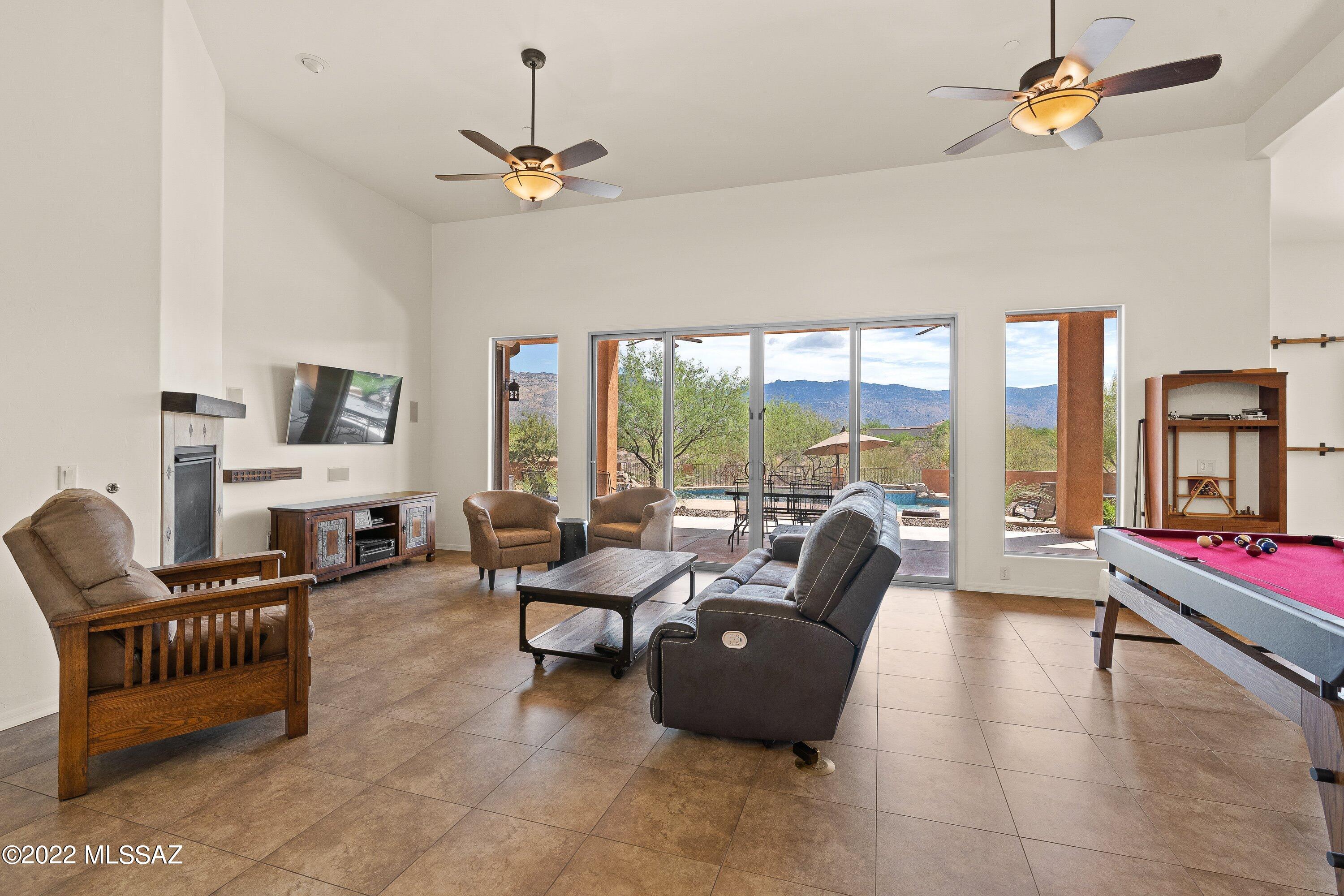 Coyote Creek (1-395) - Residential