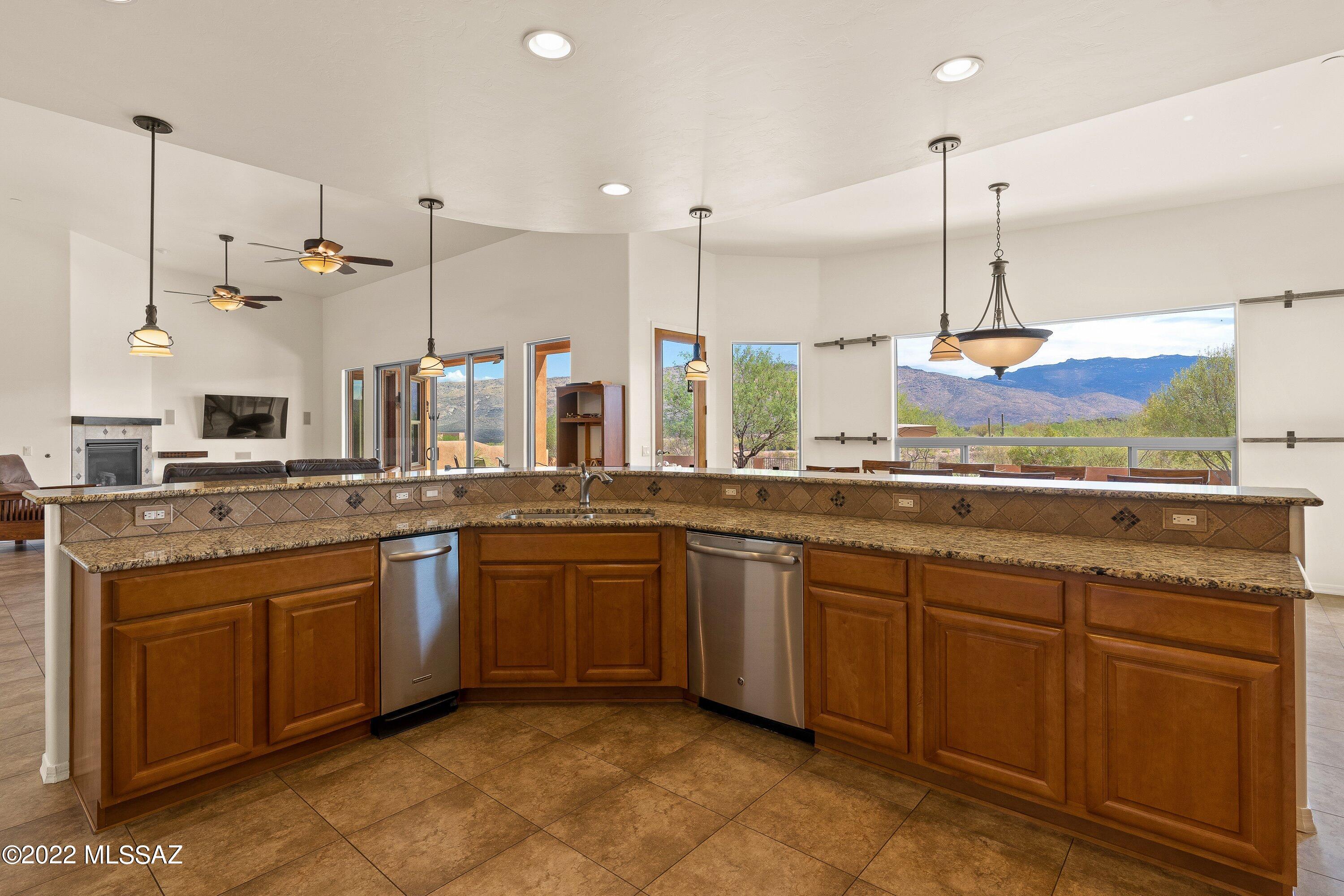 Coyote Creek (1-395) - Residential