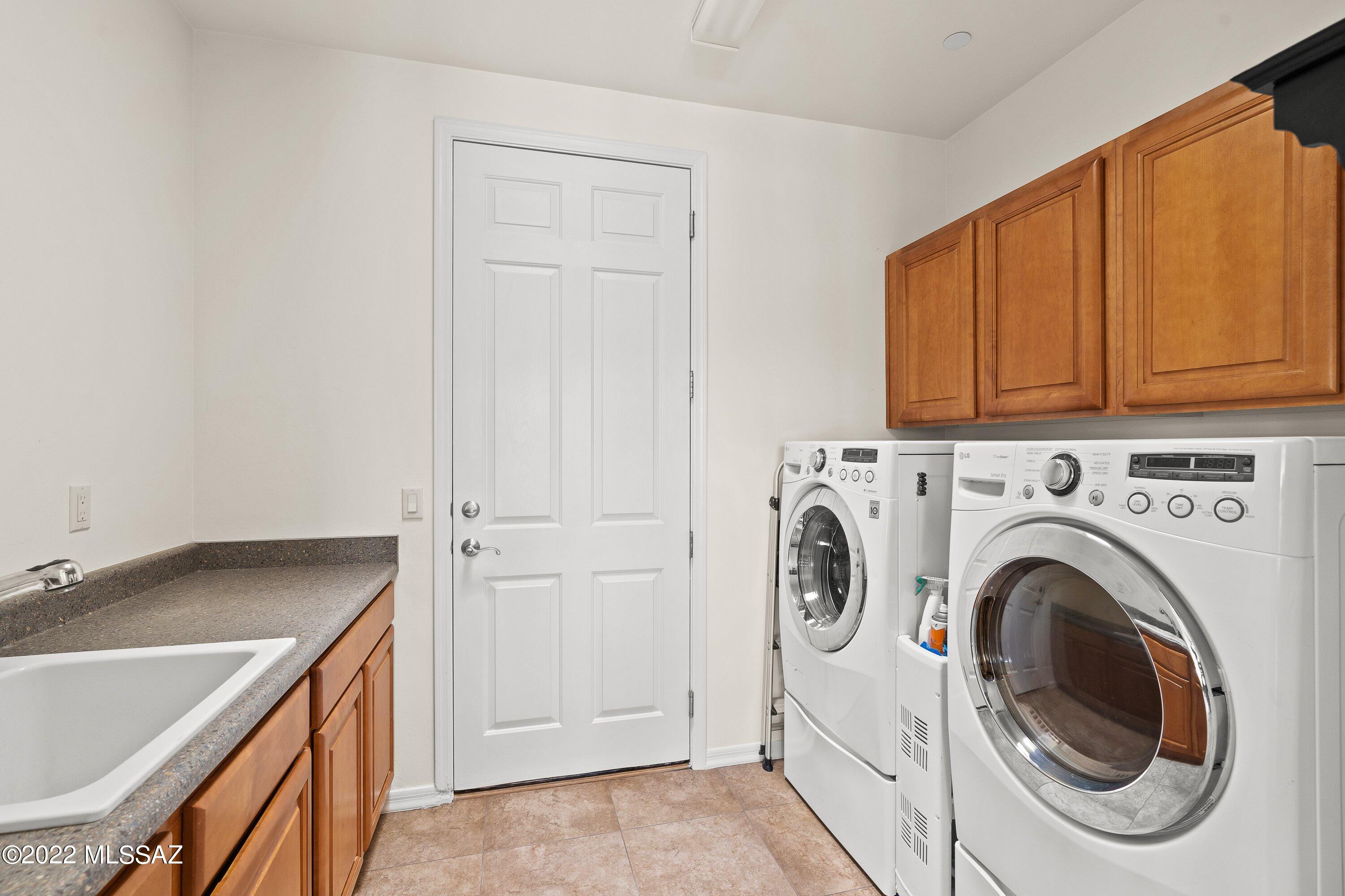 Coyote Creek (1-395) - Residential