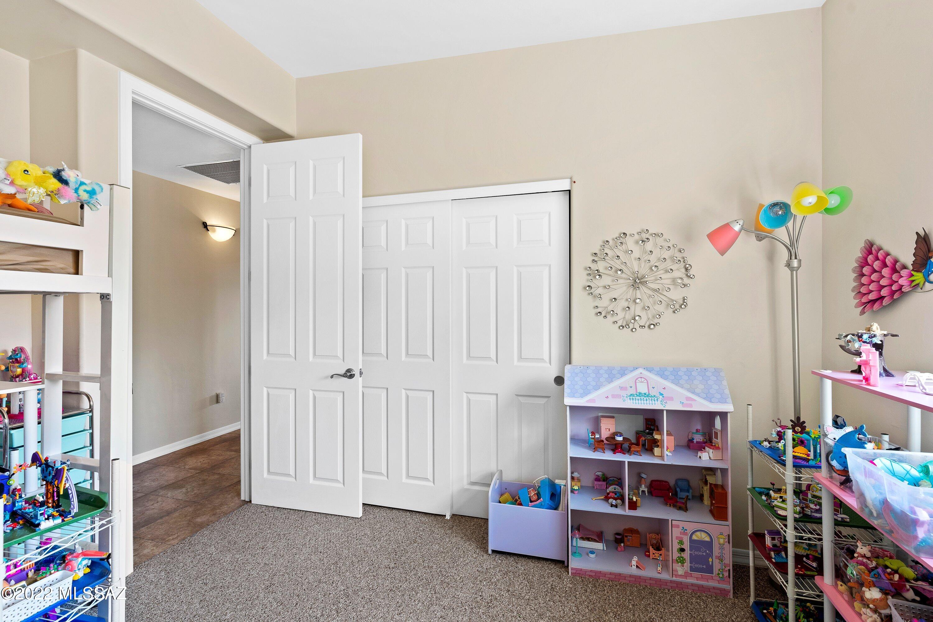Coyote Creek (1-395) - Residential