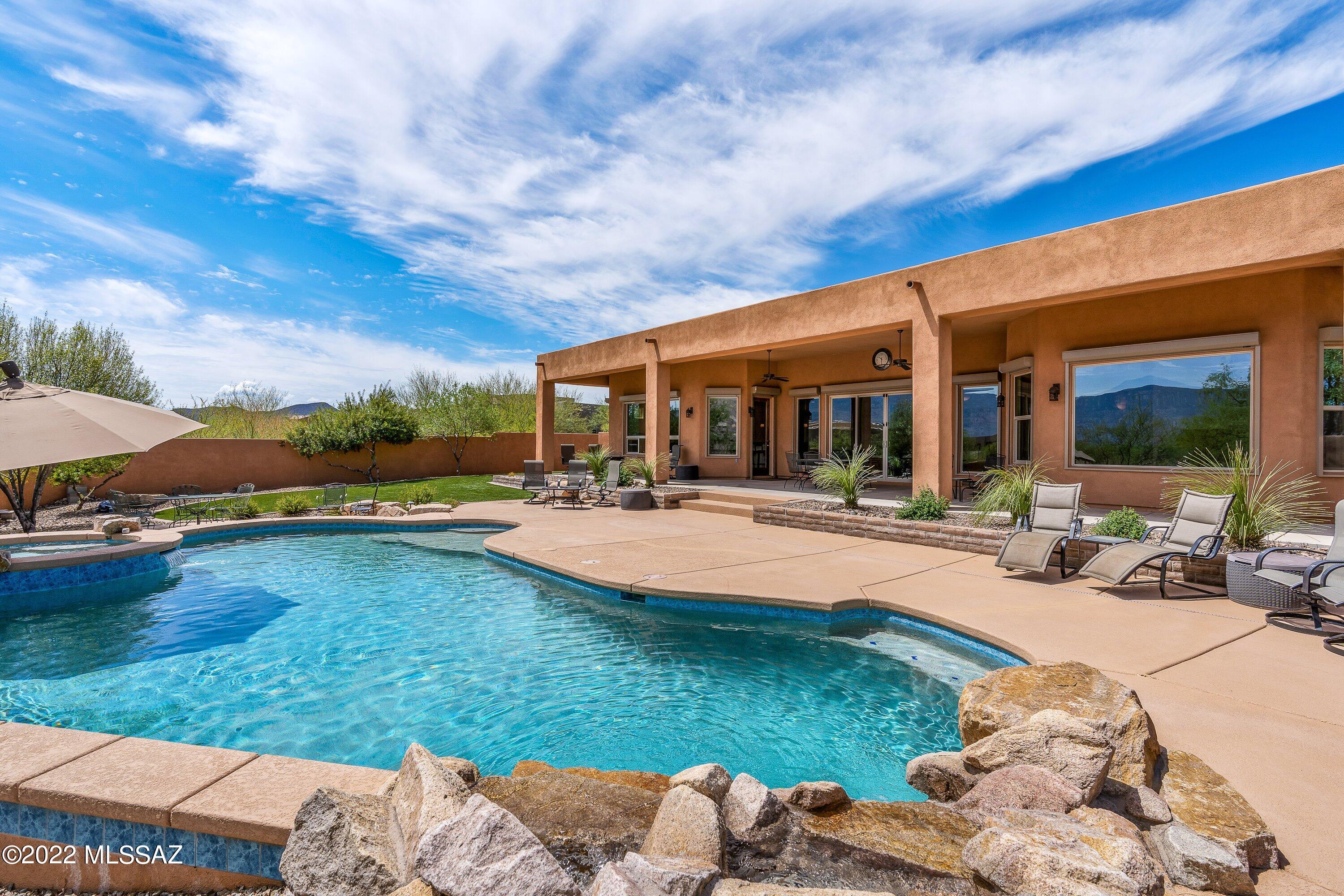 Coyote Creek (1-395) - Residential