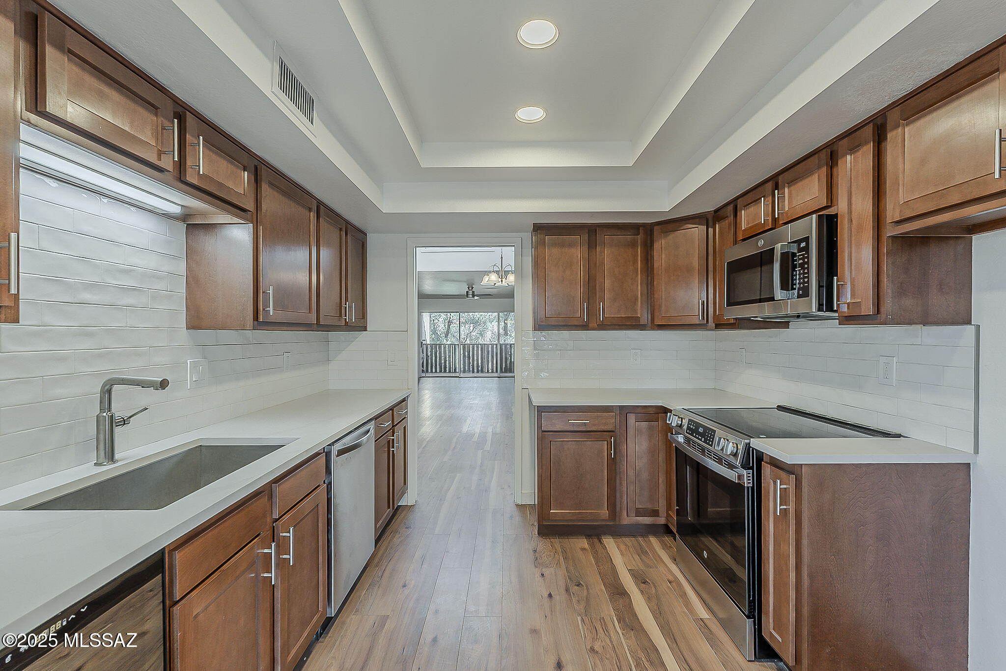 508 N Dodge Boulevard