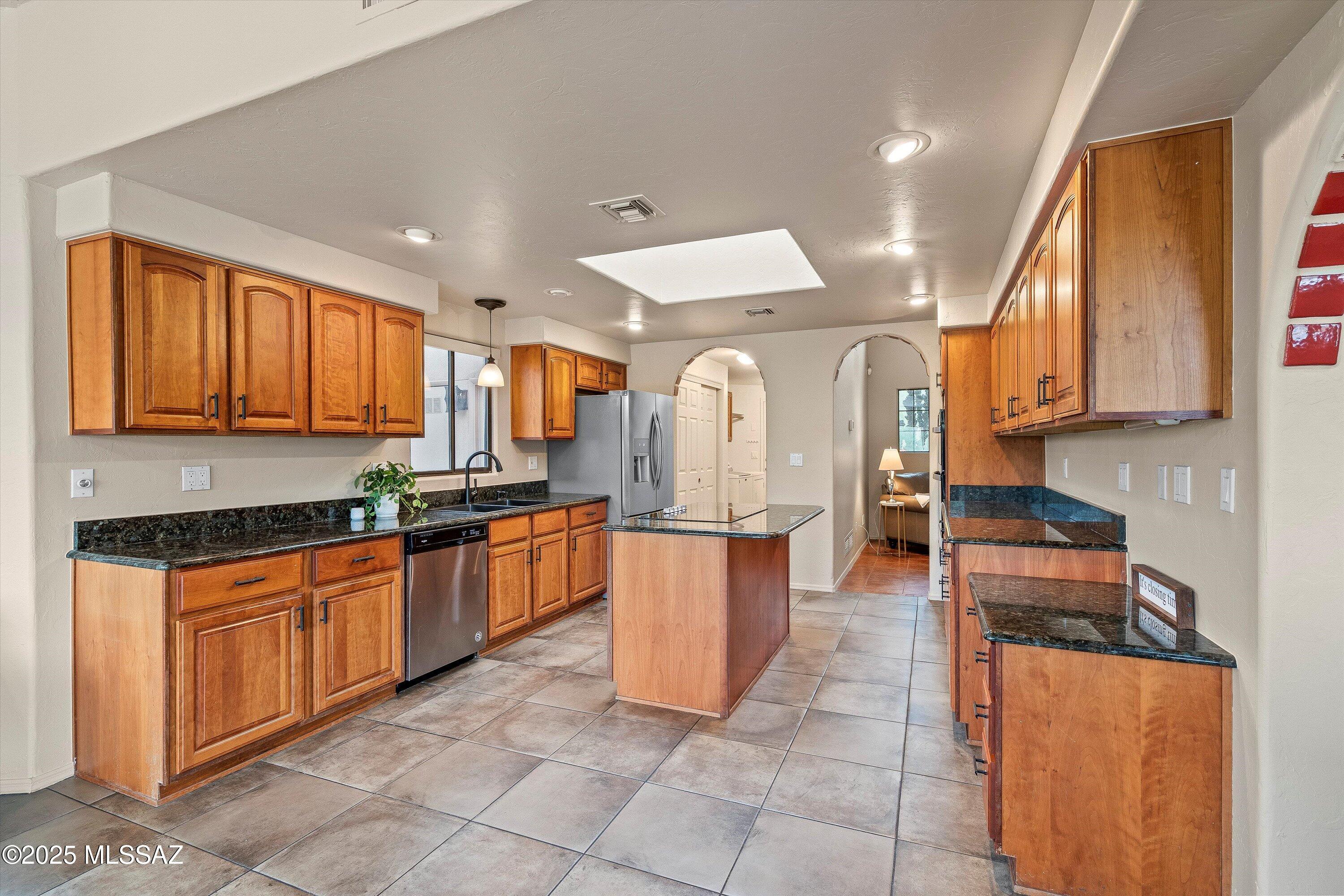 Monte Del Oro (1-187) - Residential