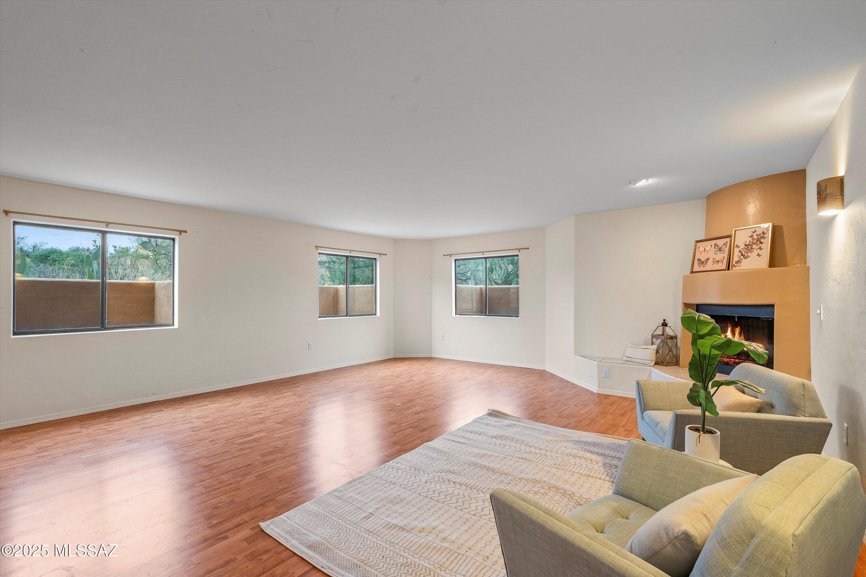 Monte Del Oro (1-187) - Residential