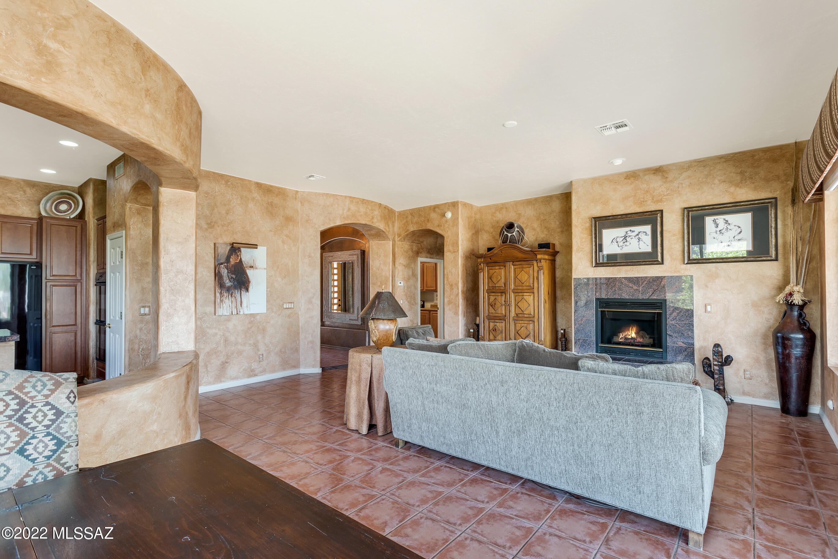 Sabino Mountain (1-290) - Residential