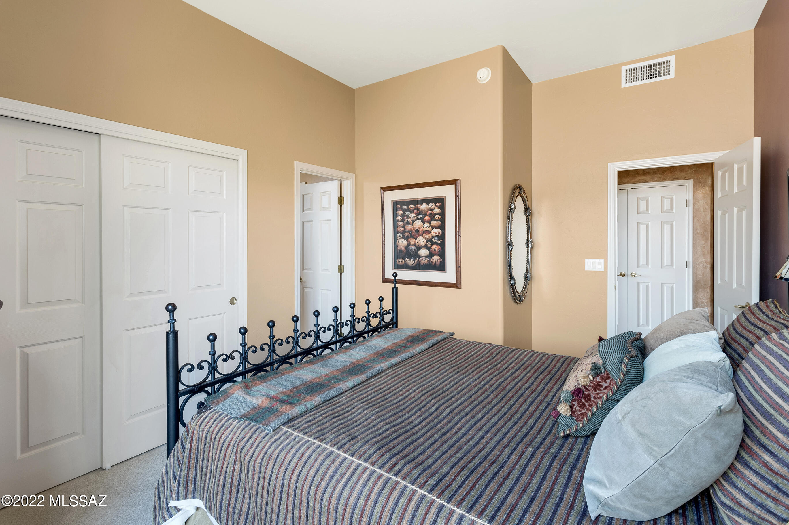 Sabino Mountain (1-290) - Residential