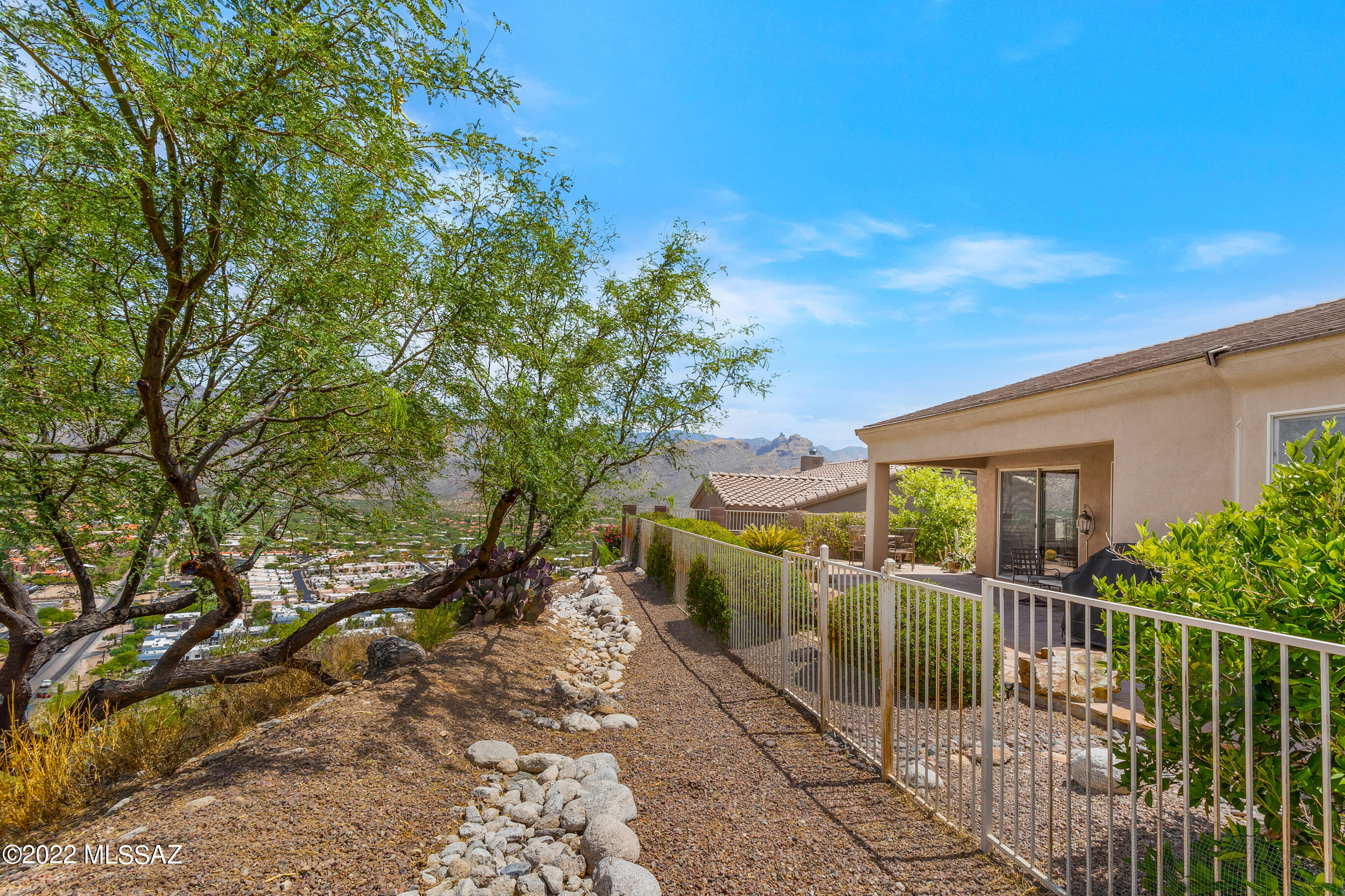 Sabino Mountain (1-290) - Residential