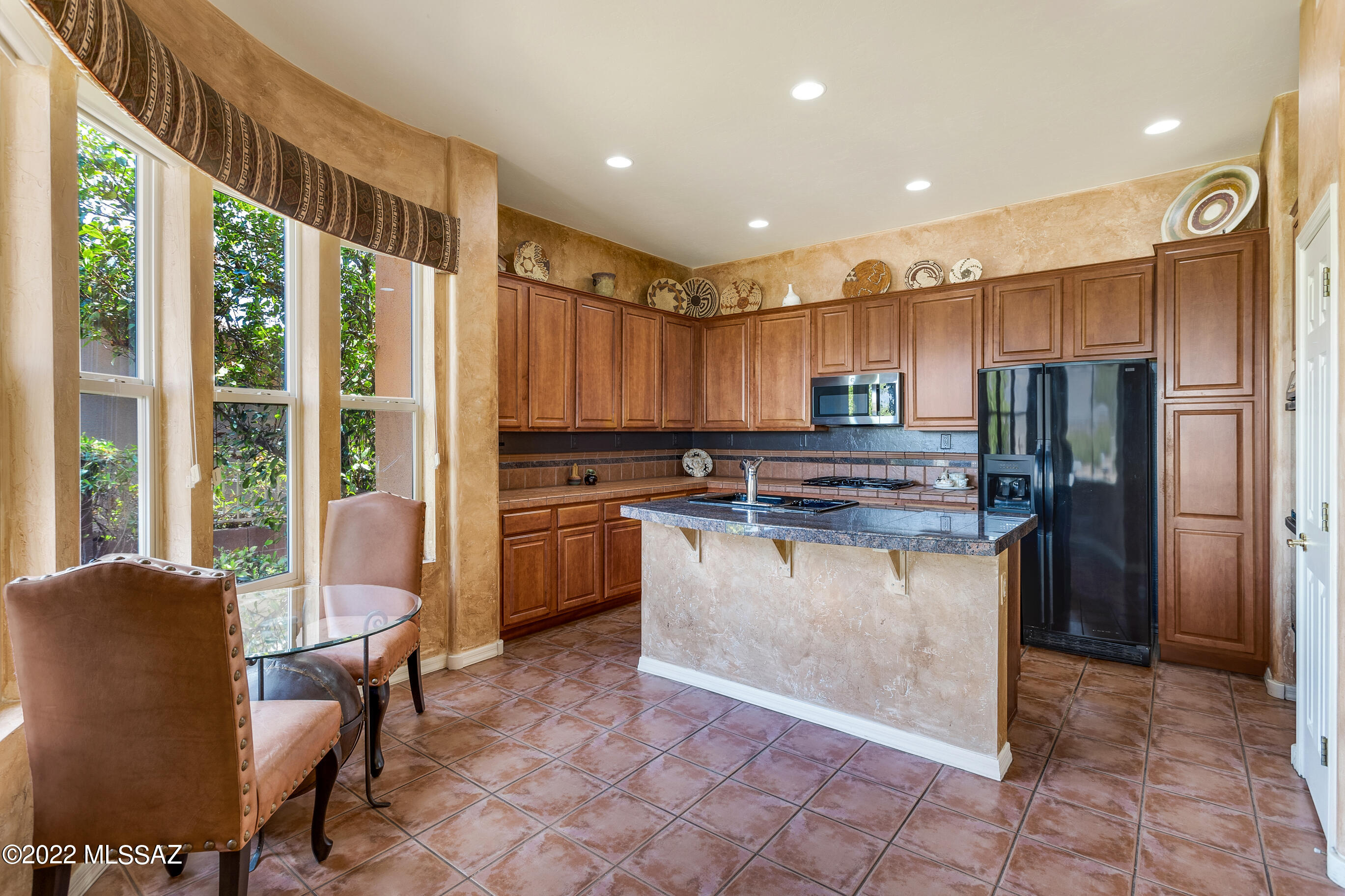 Sabino Mountain (1-290) - Residential