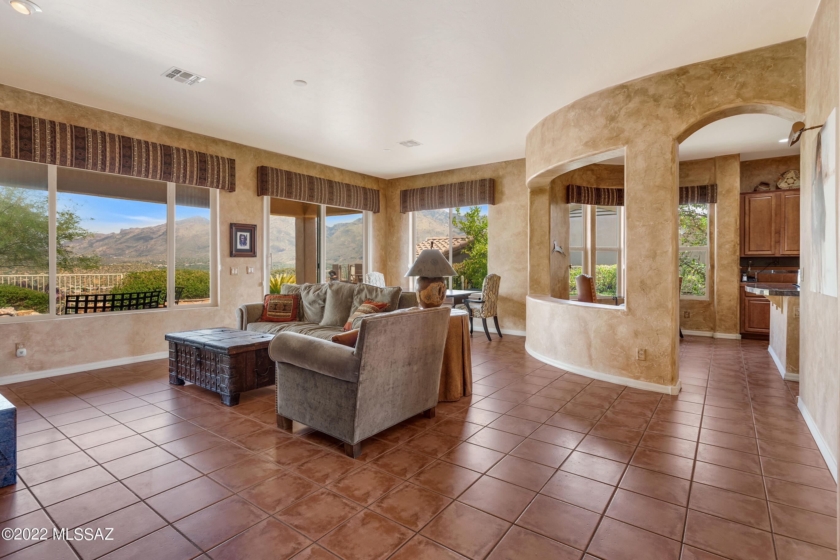 Sabino Mountain (1-290) - Residential