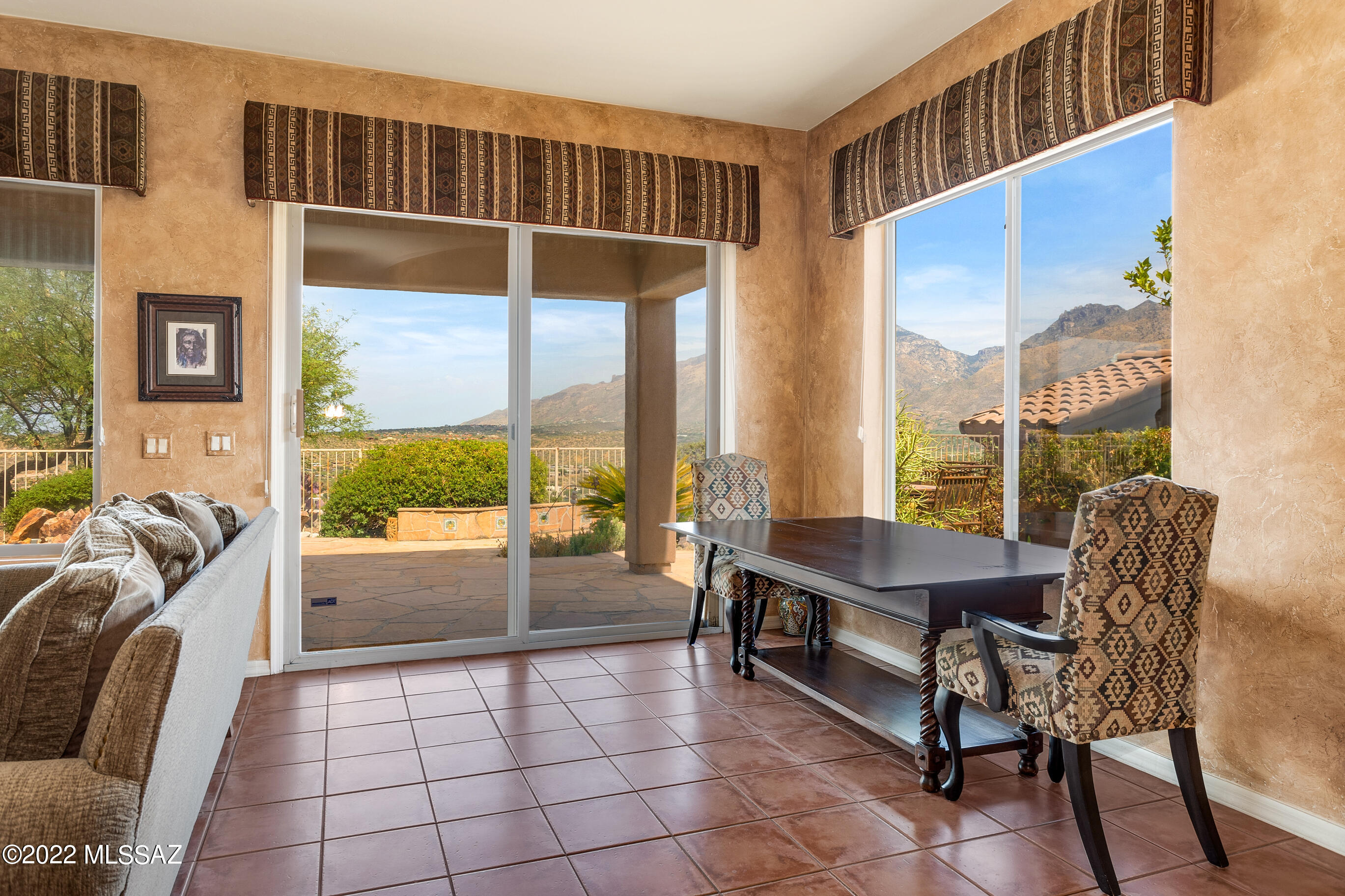 Sabino Mountain (1-290) - Residential