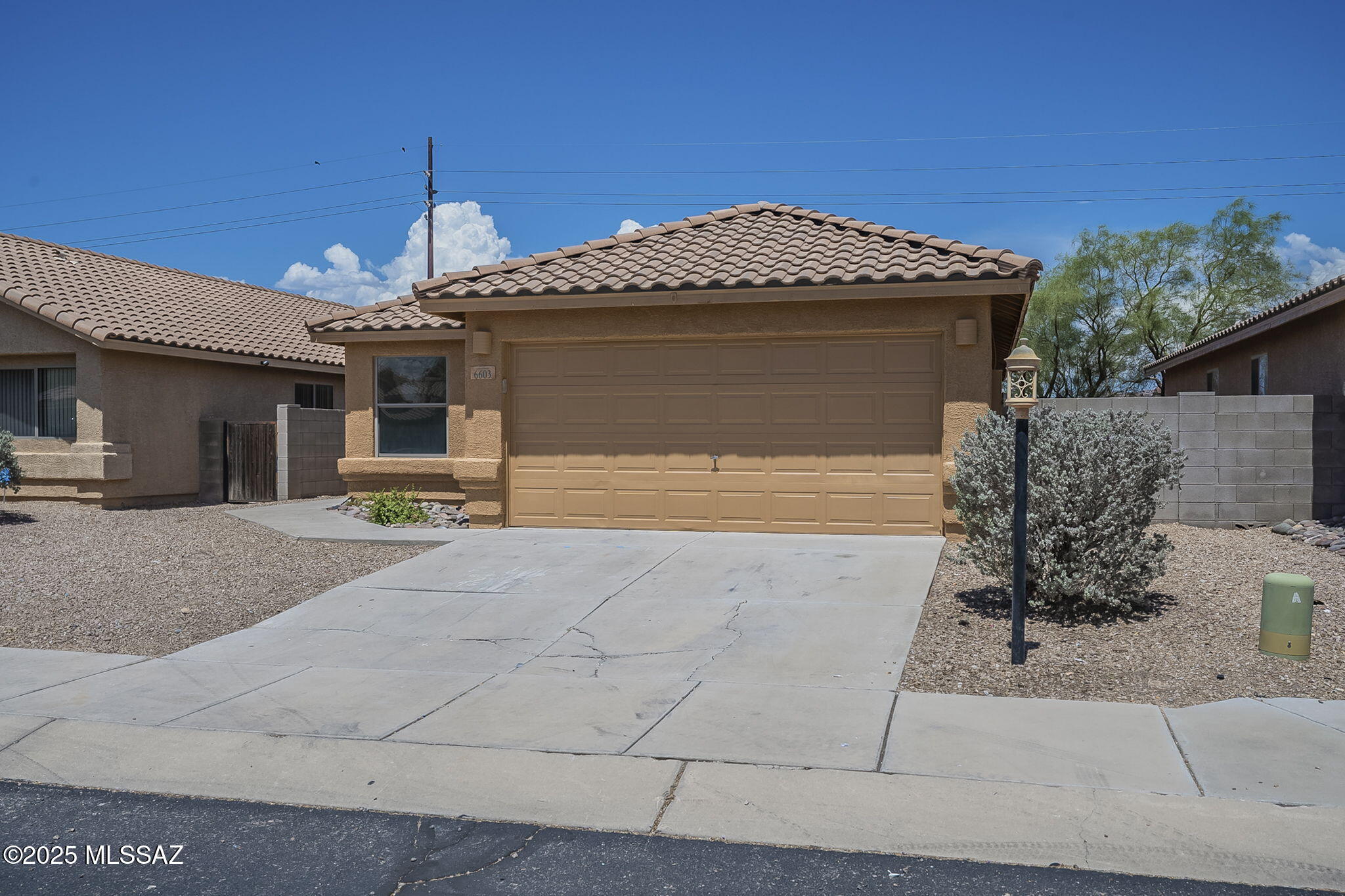 6603 E Ladonna Lane