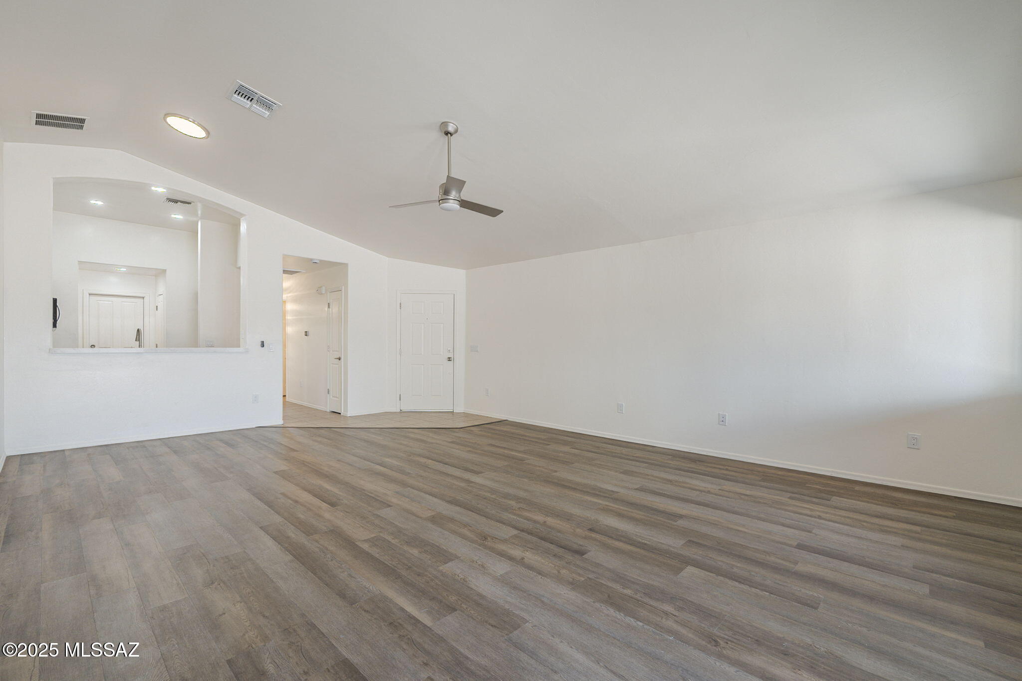 6603 E Ladonna Lane