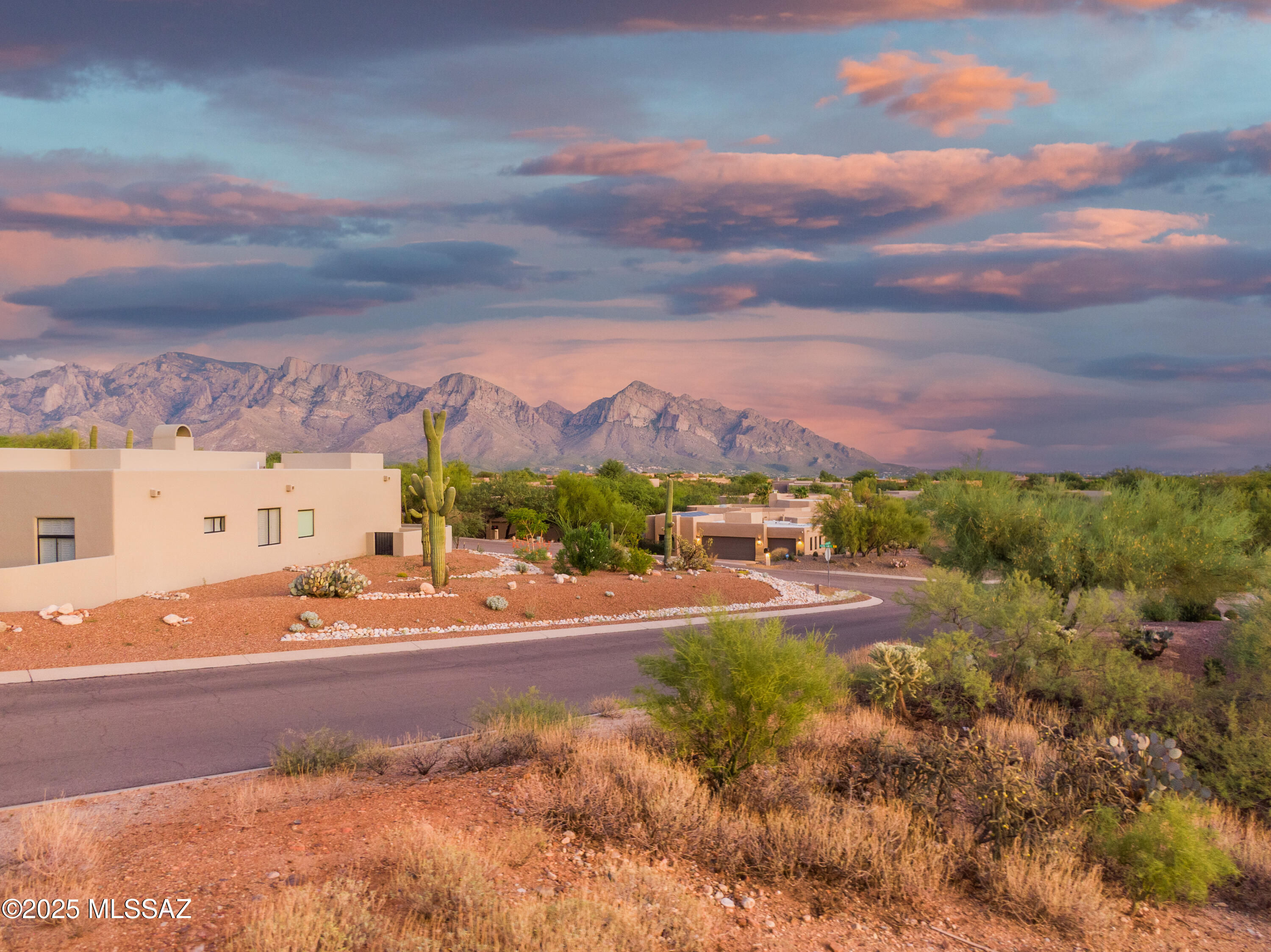 12457 N Piping Rock Road 48