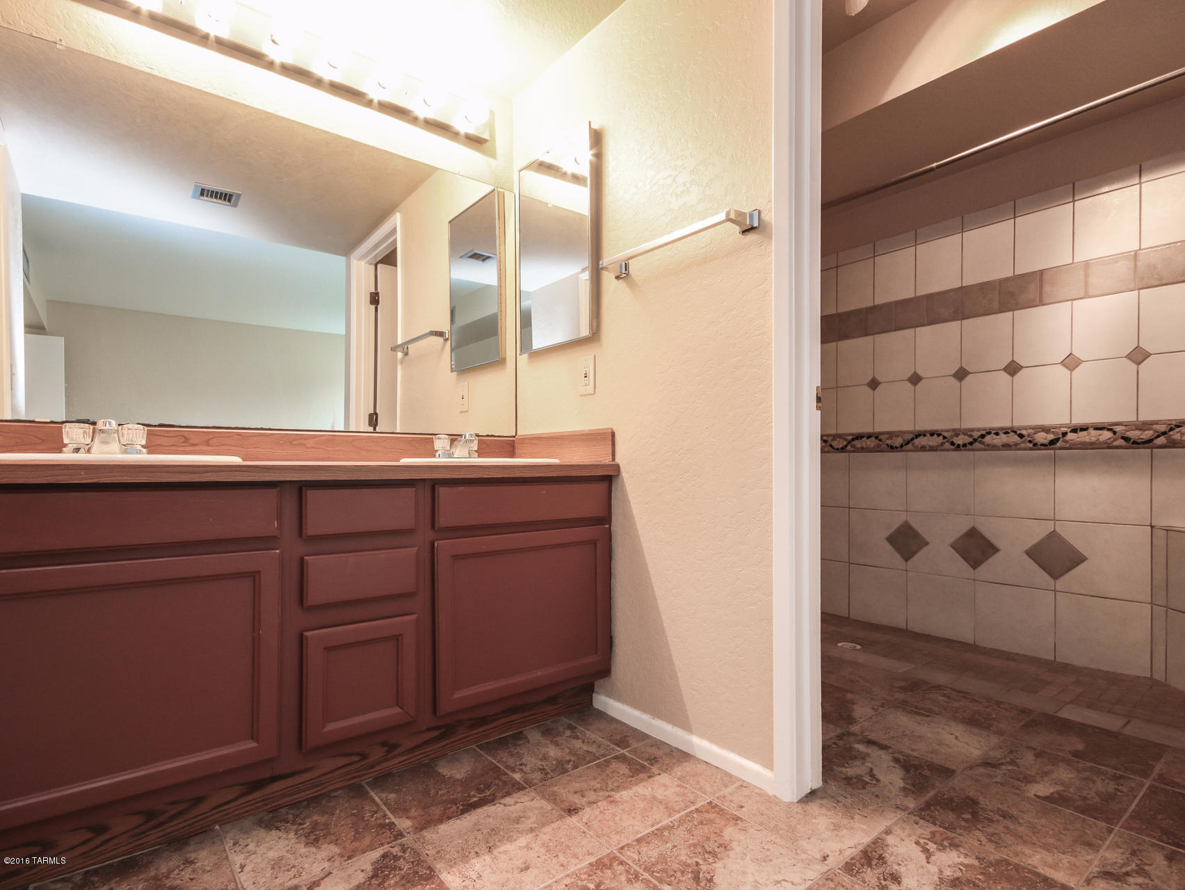 Ridgeland Park (1-194) - Residential Lease