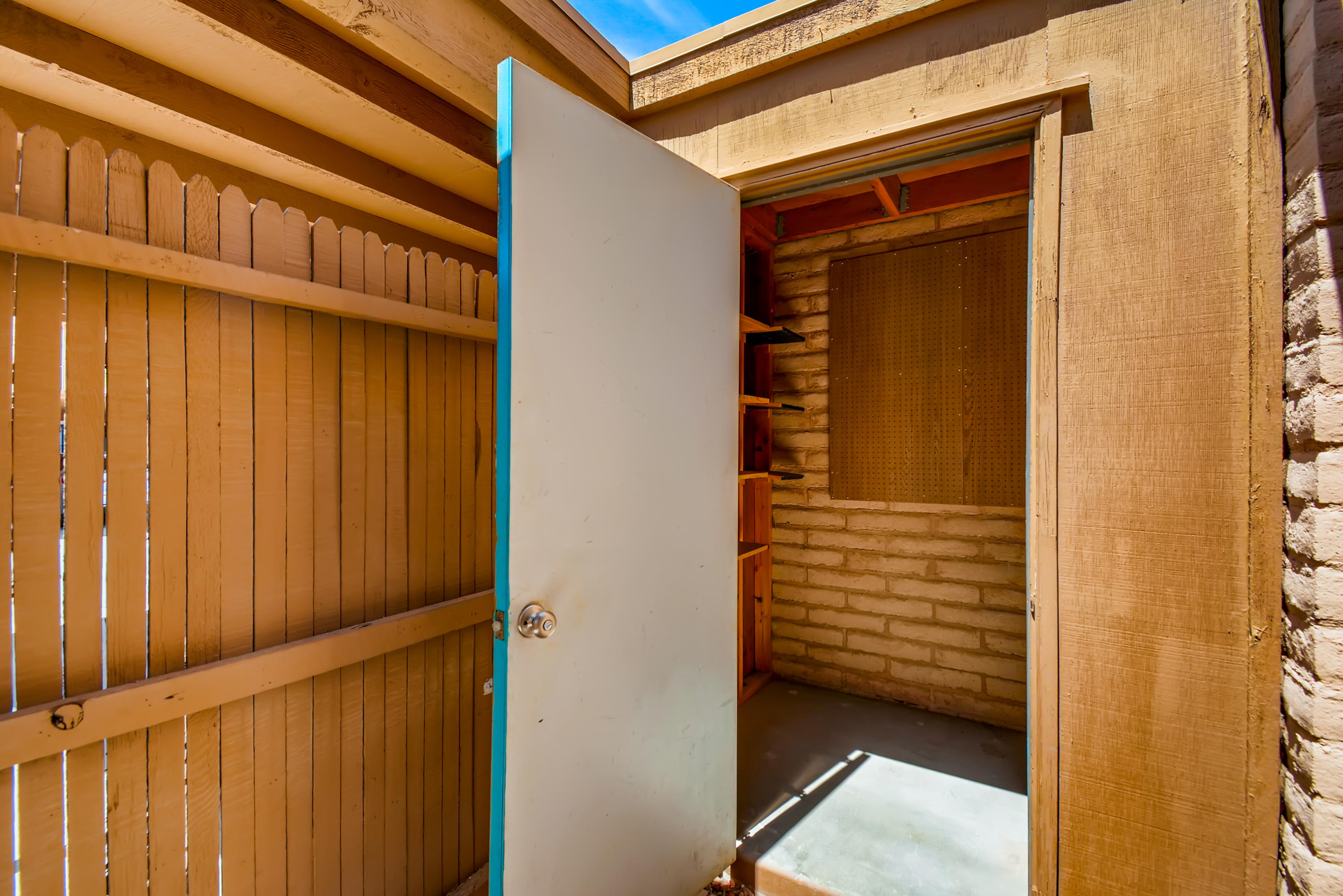Tucson North Townhome Apts. - Residential