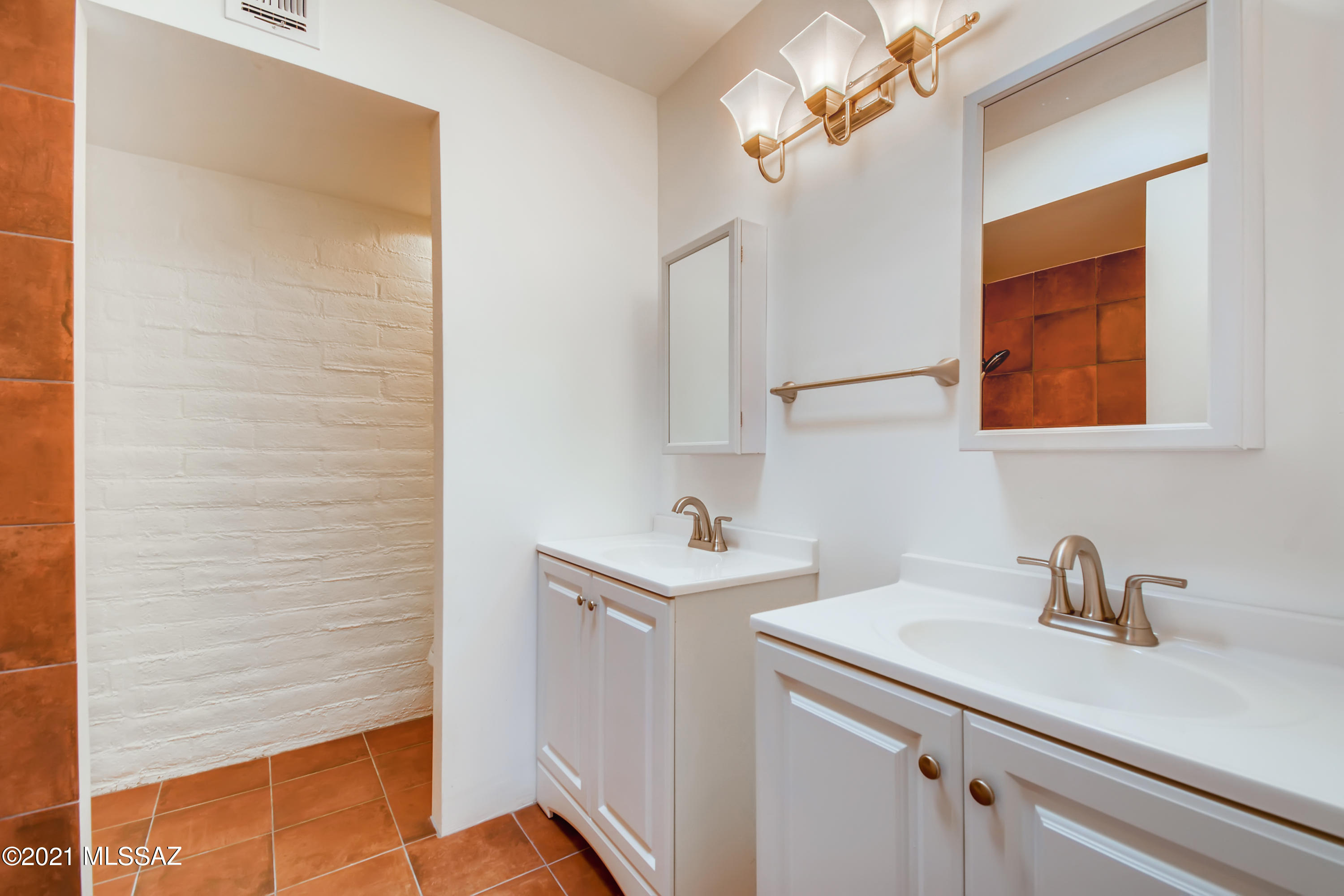 Tucson North Townhome Apts. - Residential