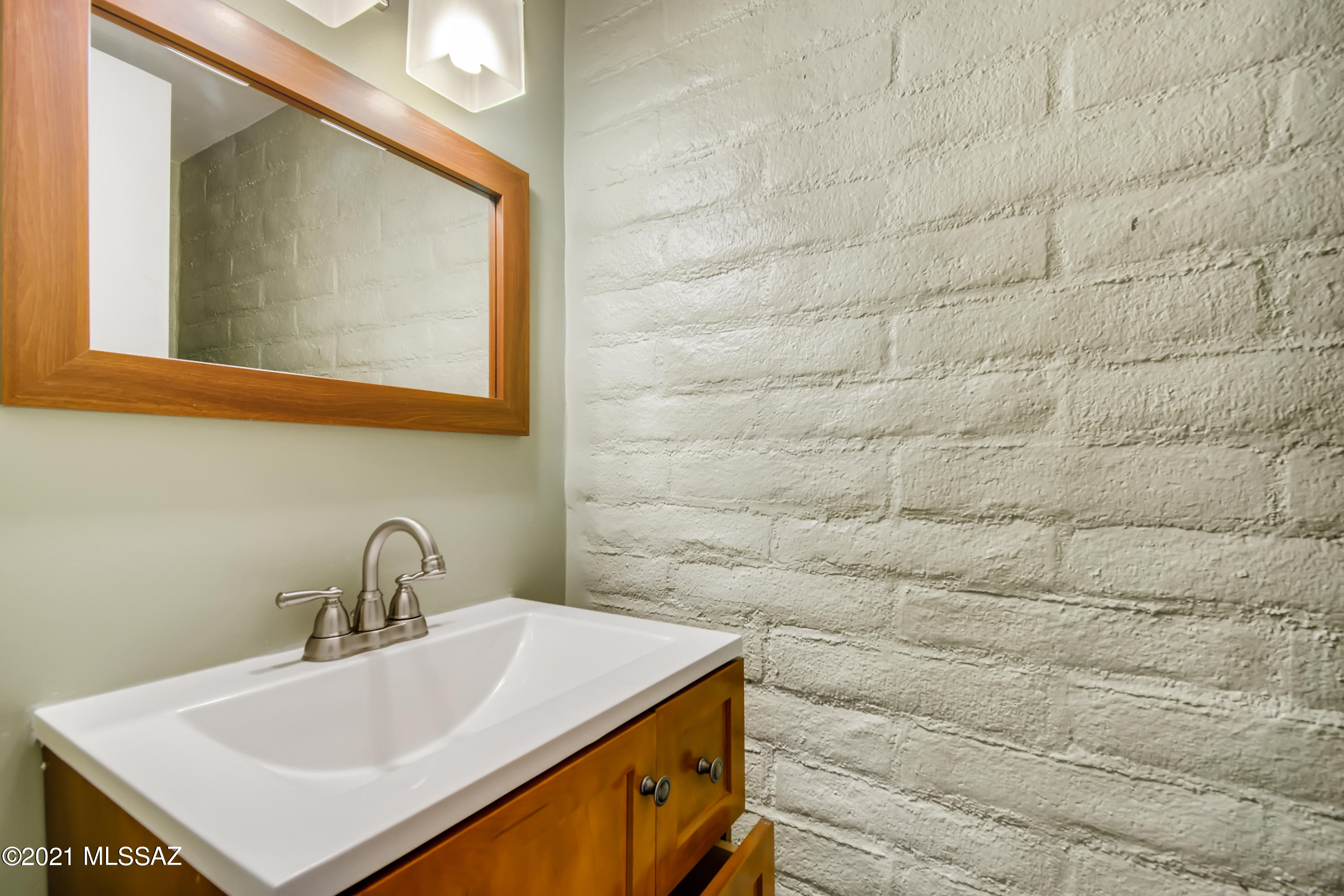 Tucson North Townhome Apts. - Residential