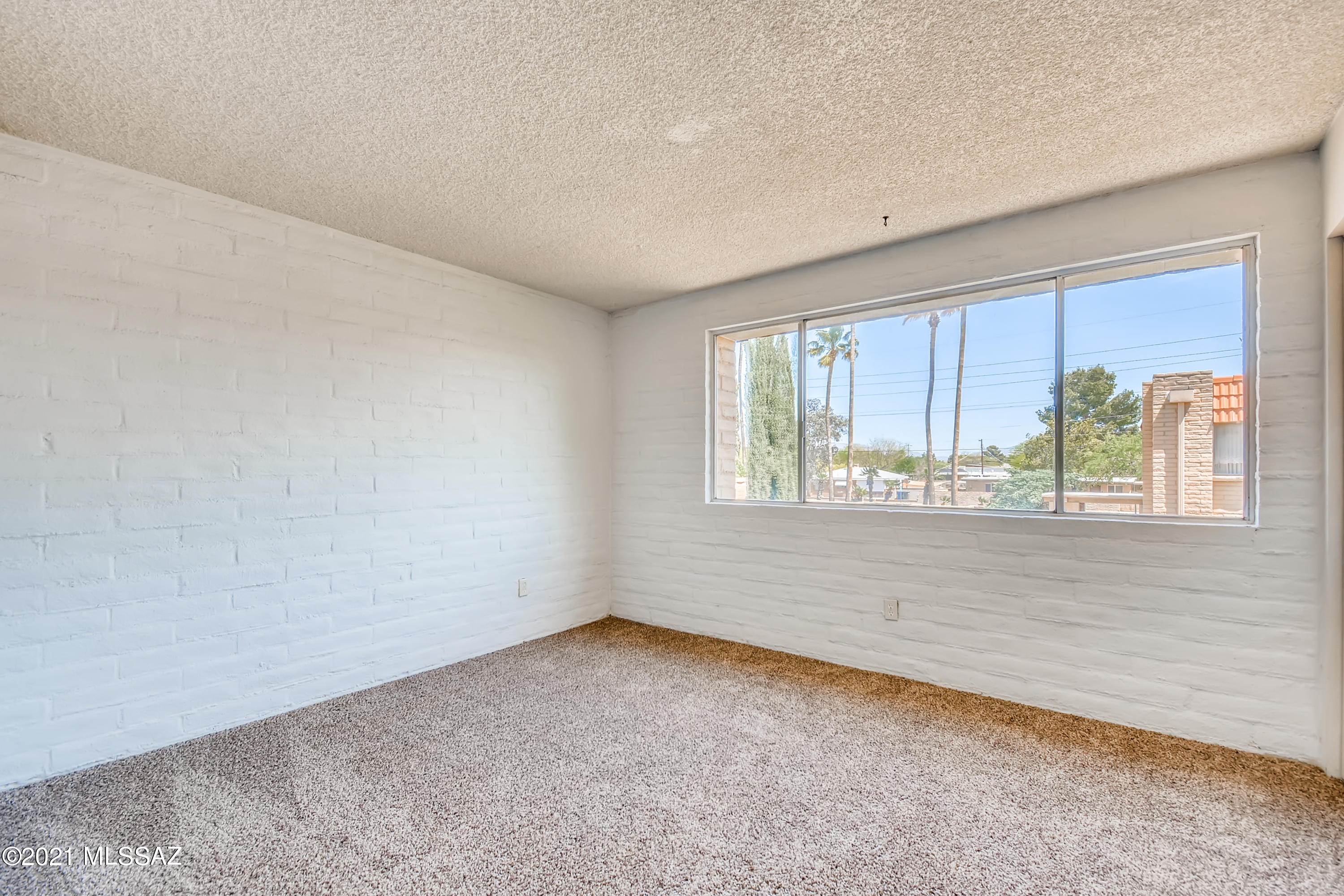 Tucson North Townhome Apts. - Residential