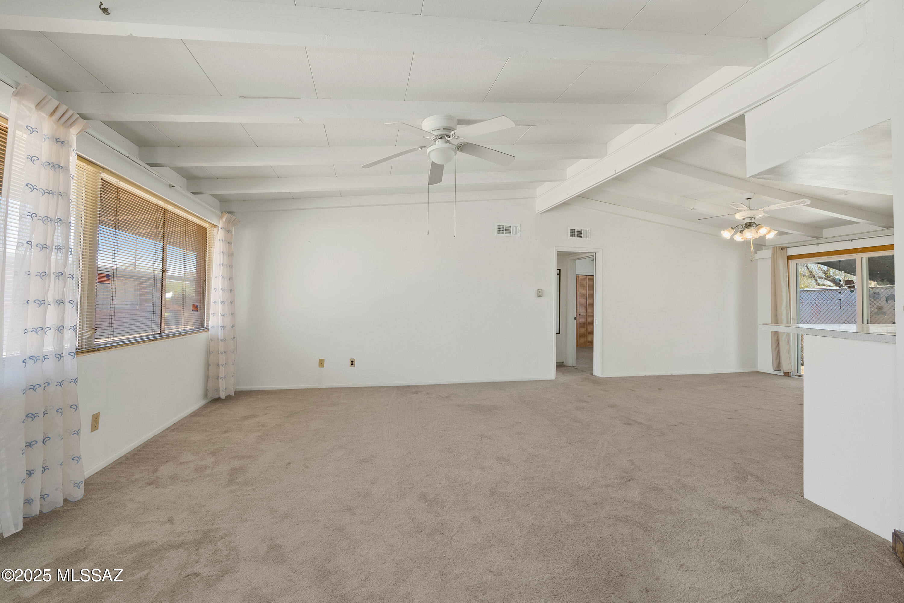 2121 N Country Club Road 6