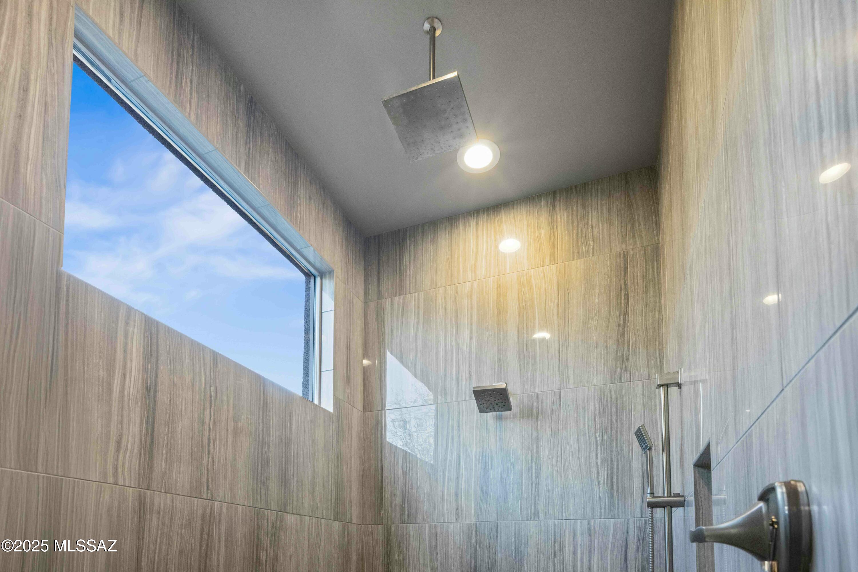 The Enclave At Stone Canyon V - Residential
