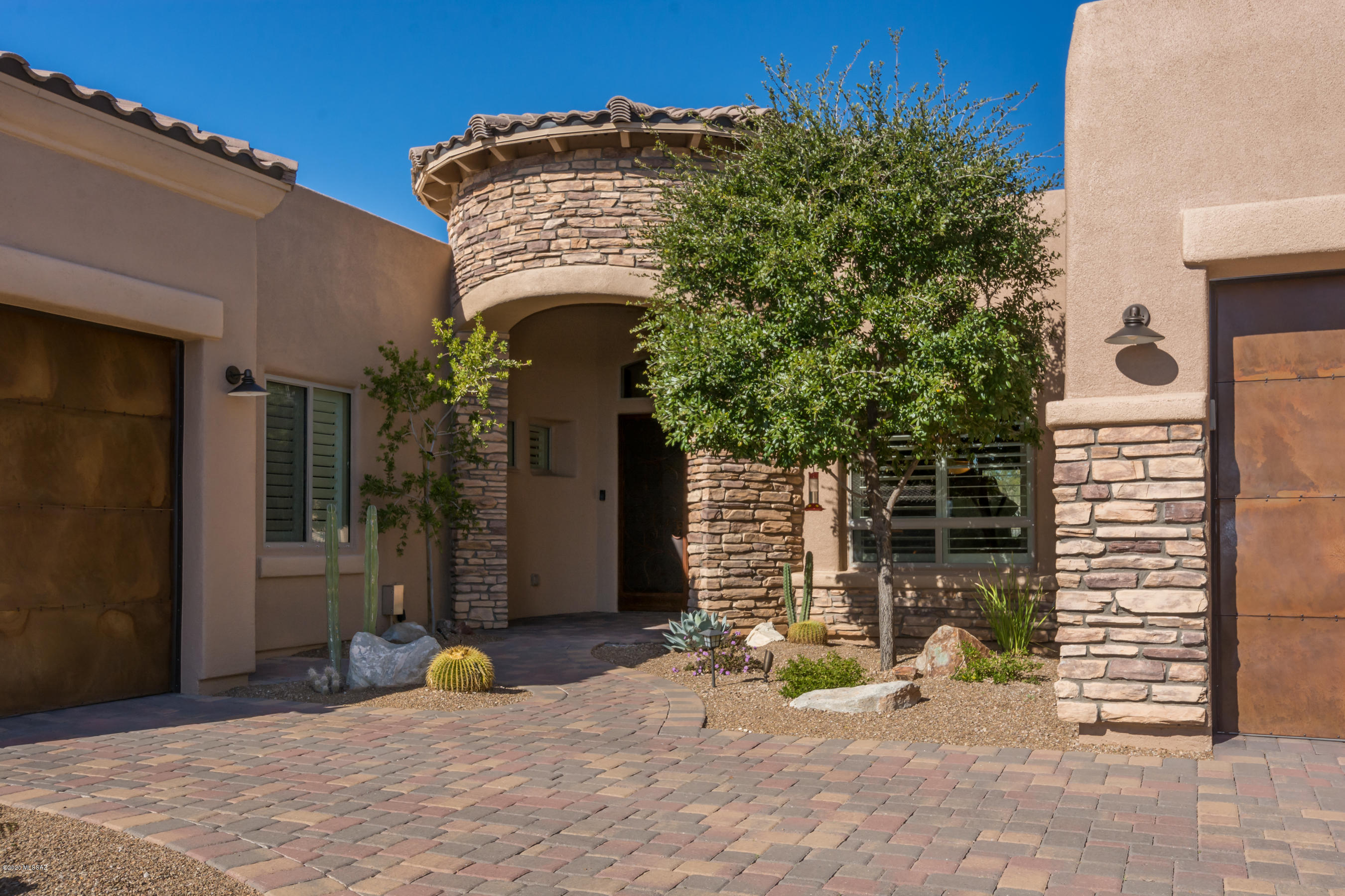Dos Lagos at Dove Mountain (1-91) - Residential