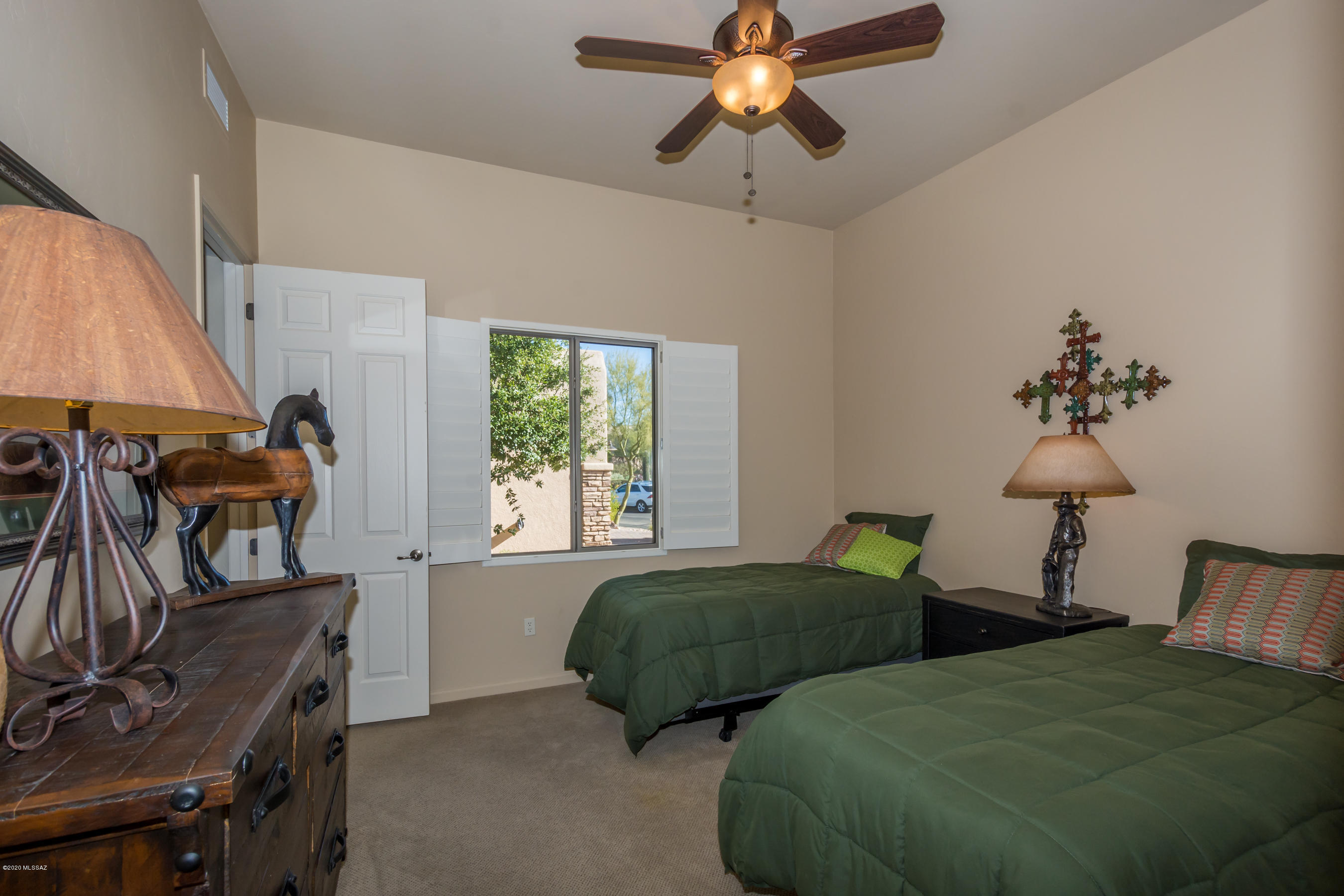 Dos Lagos at Dove Mountain (1-91) - Residential