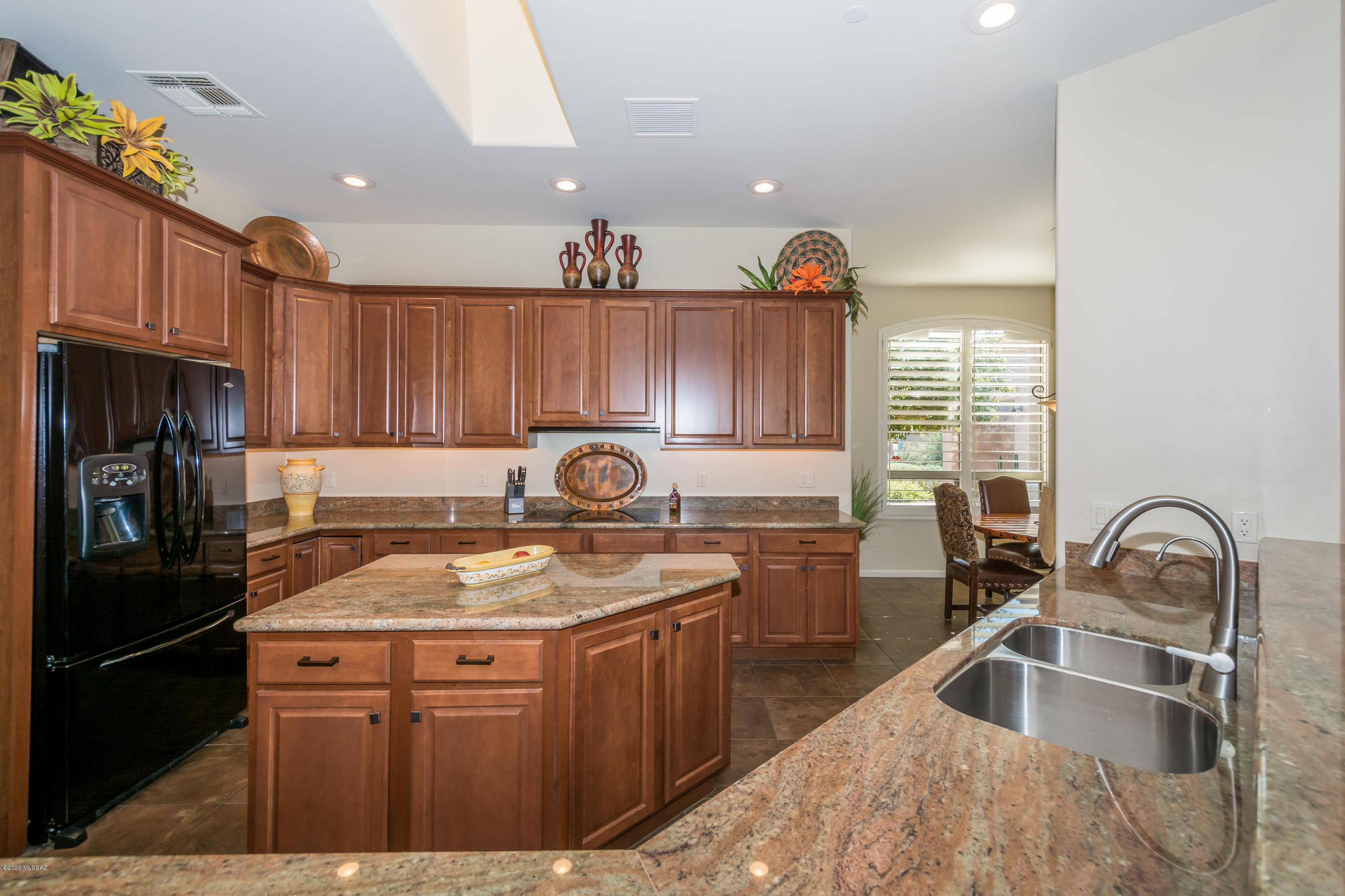 Dos Lagos at Dove Mountain (1-91) - Residential