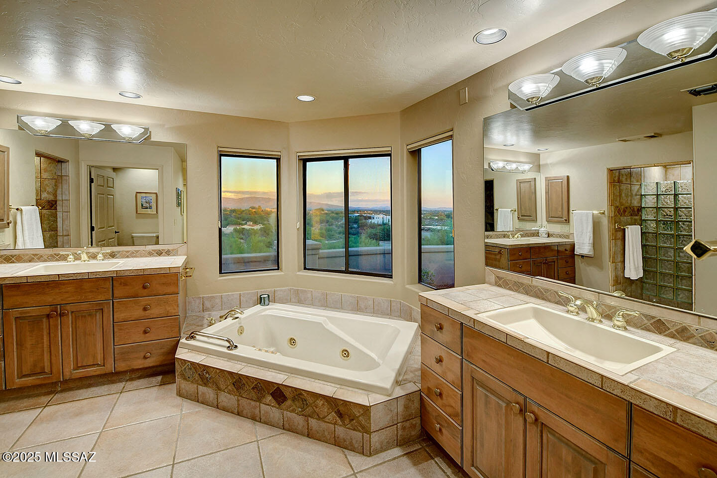 Catalina Foothills Est. NO. 10 (73-90, 119, 121, 123, 127-146) - Residential