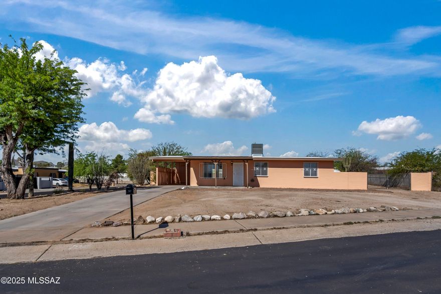 Come take a look at this beautiful 4bd/2ba home in the desirable Enchanted Hills. Huge corner lot with Fresh Exterior and Interior paint throughout! Newer AC. Close to  stores, schools, walking paths, parks and more! Beautiful views surround the home with large driveway for plenty of parking.
Yards are low-maintenance, with back yard having a large double gate for toys or Rv with a large covered patio and fully fenced backyard. No Hoa !!