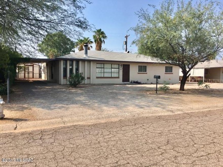 Large 5 bedroom 2 bath home in an excellent location, right near Park Place Mall! Move in ready! Separate family room with a fireplace, one bedroom is on the other end of the home. Nice large laundry room, and extra large storage in block walled backyard. One year buyers home warranty provided.
