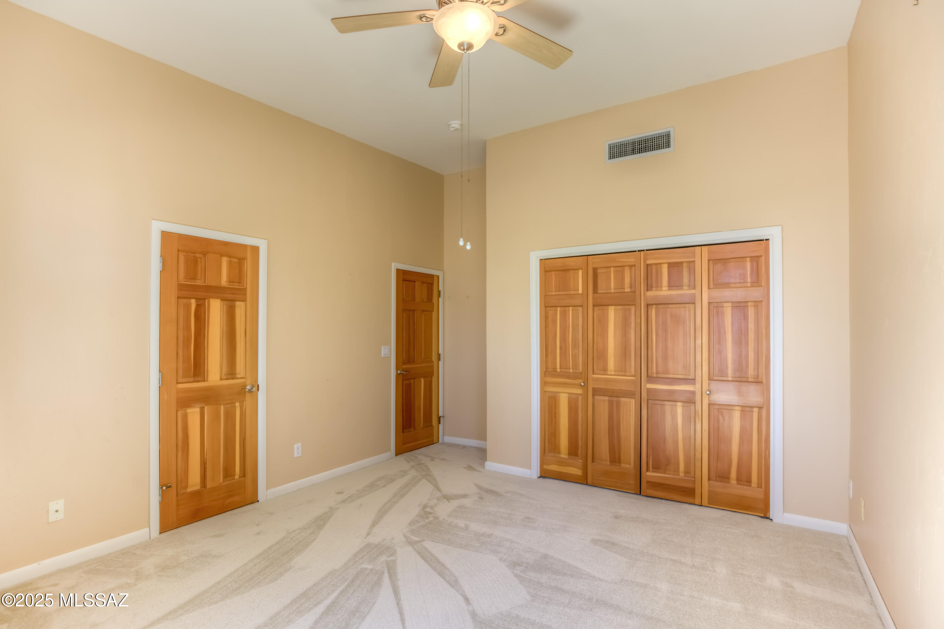 Coyote Creek (1-395) - Residential