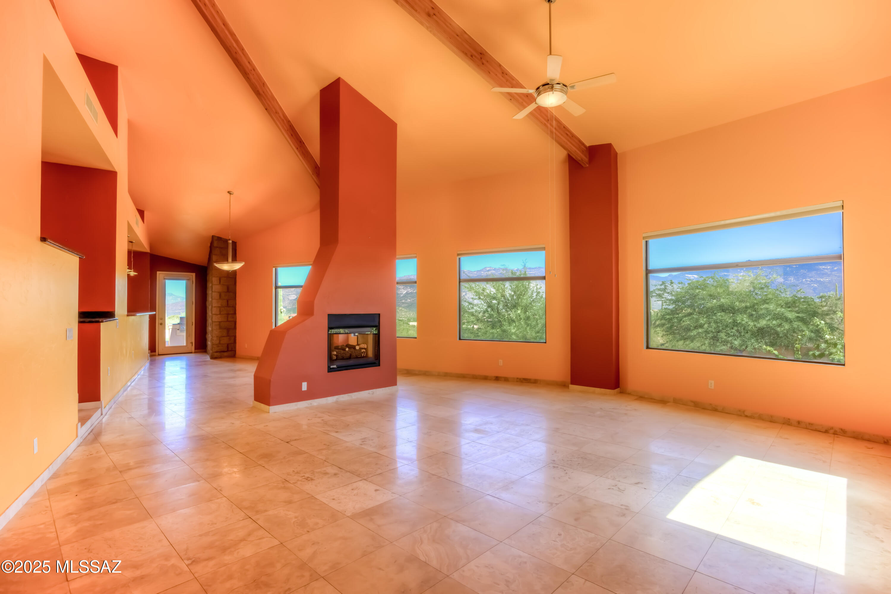 Coyote Creek (1-395) - Residential