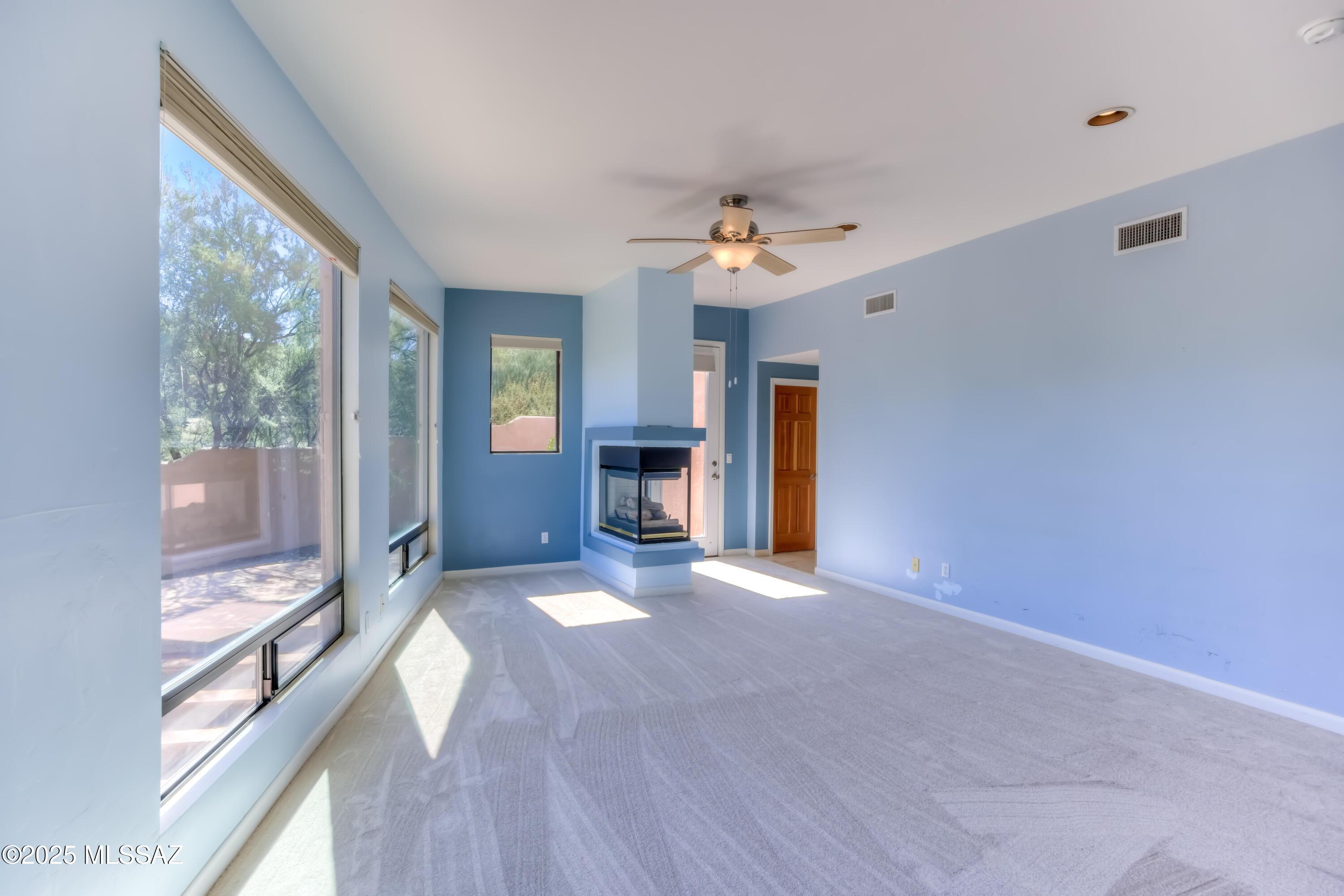 Coyote Creek (1-395) - Residential