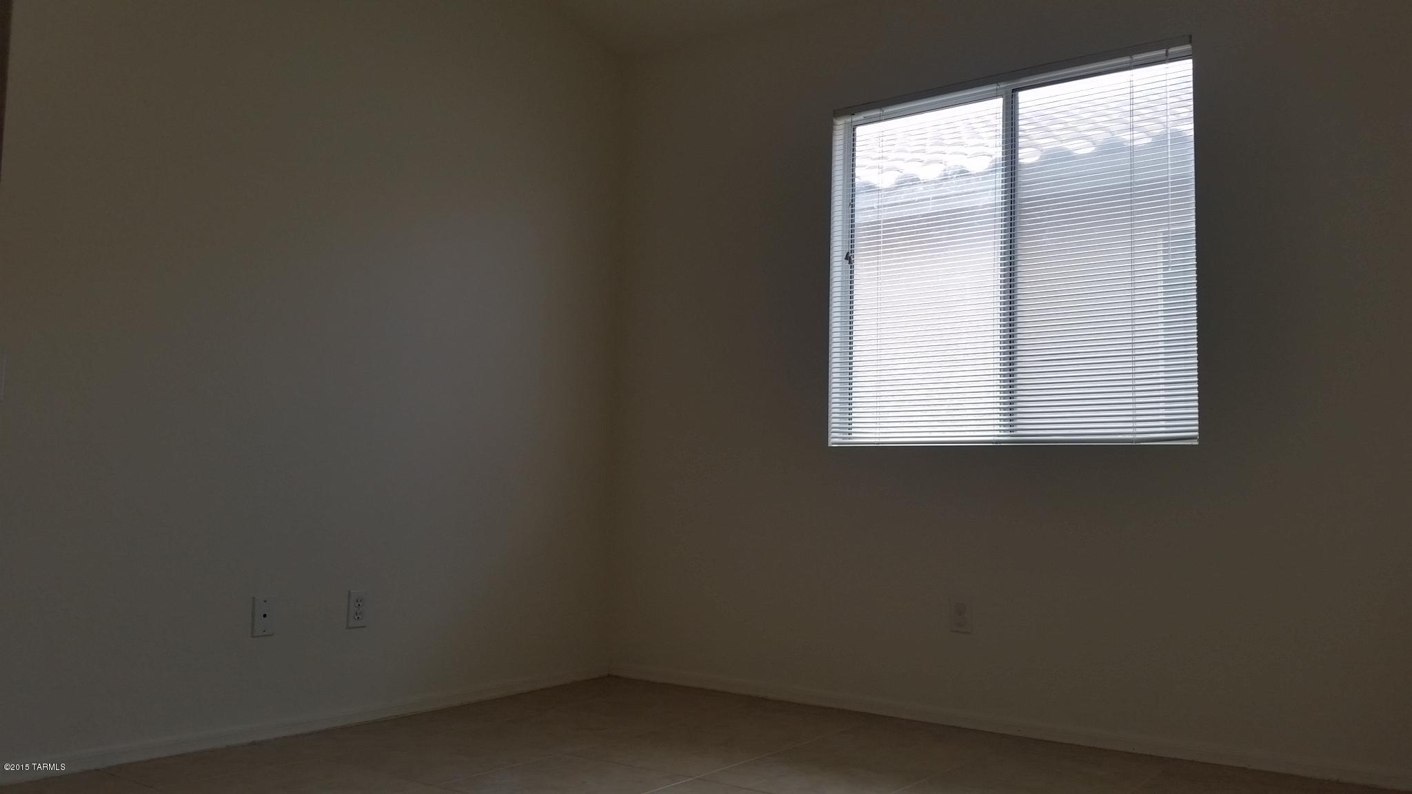 Bluffs (The) - Residential Lease
