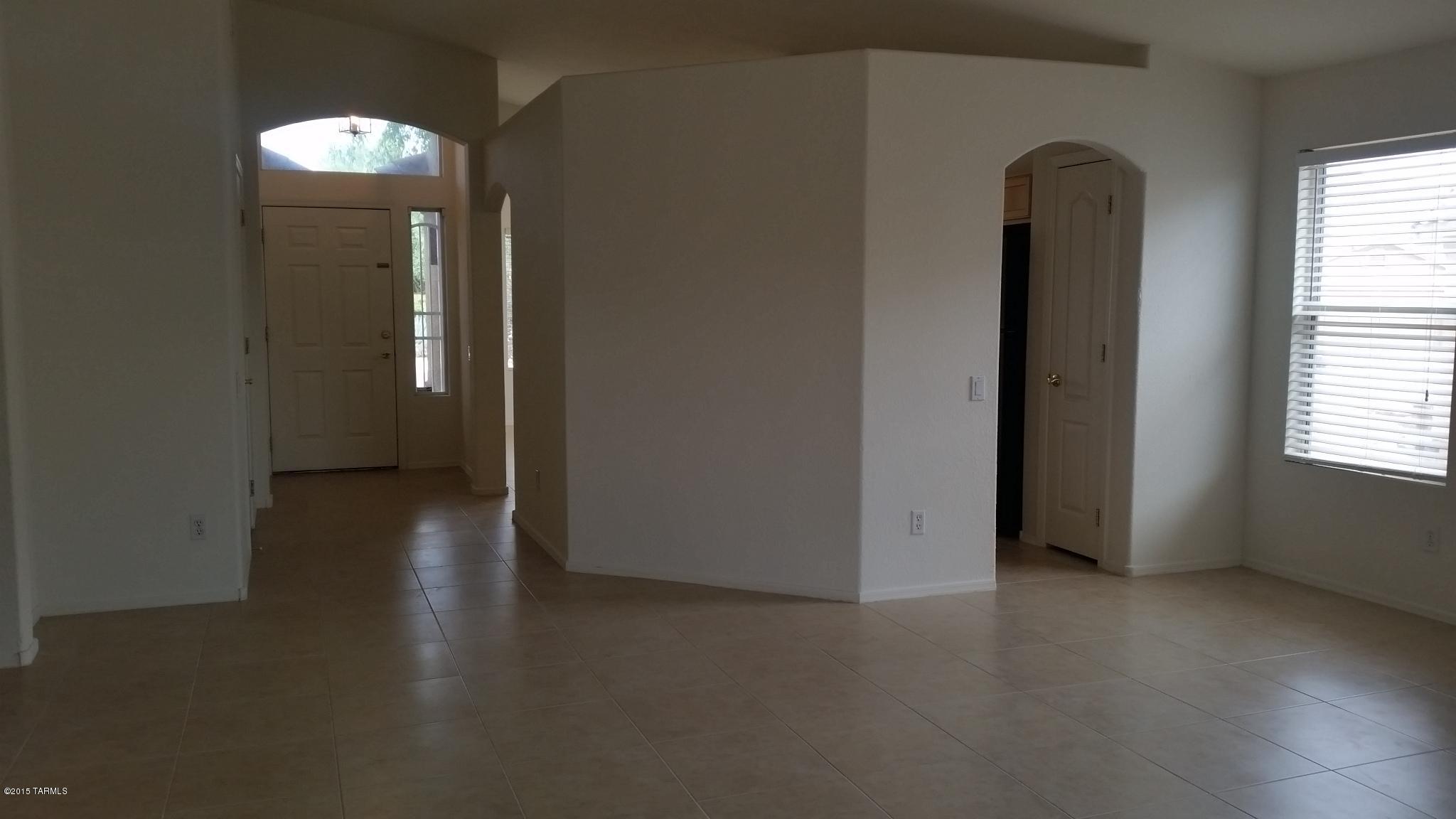 Bluffs (The) - Residential Lease